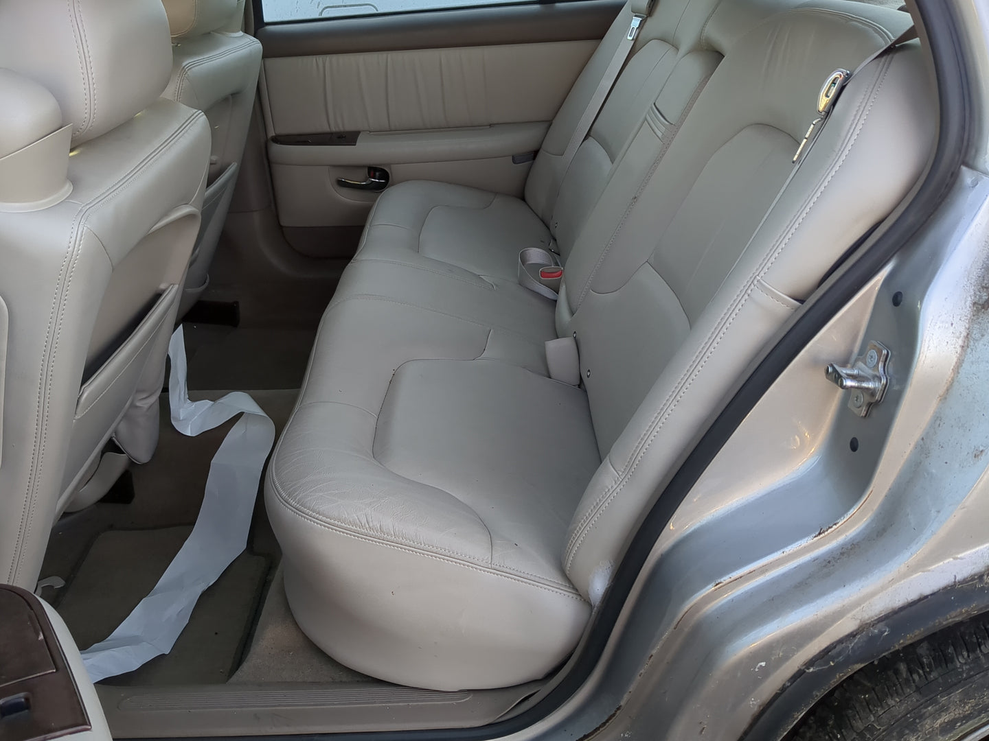 2005 Buick Park Avenue Rear Seat Oem - Oemusedautoparts1.com