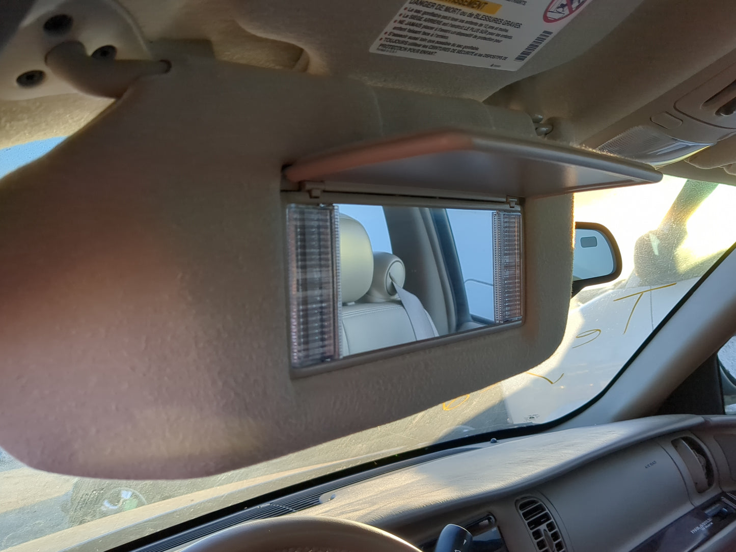 2003-2005 Buick Park Avenue Sun Visor Shade Replacement Driver Left Mirror Fits Fits 2003 2004 2005 OEM Used Auto Parts - Oe