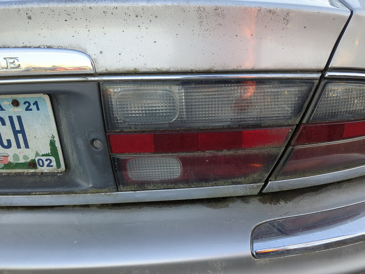 Tail Lights 2005 BUICK PARK AVENUE - Oemusedautoparts1.com