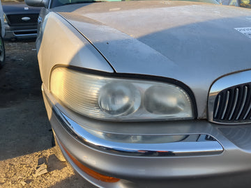 1997 Buick Park Avenue Passenger Right Oem Head Light Headlight Lamp - Oemusedautoparts1.com