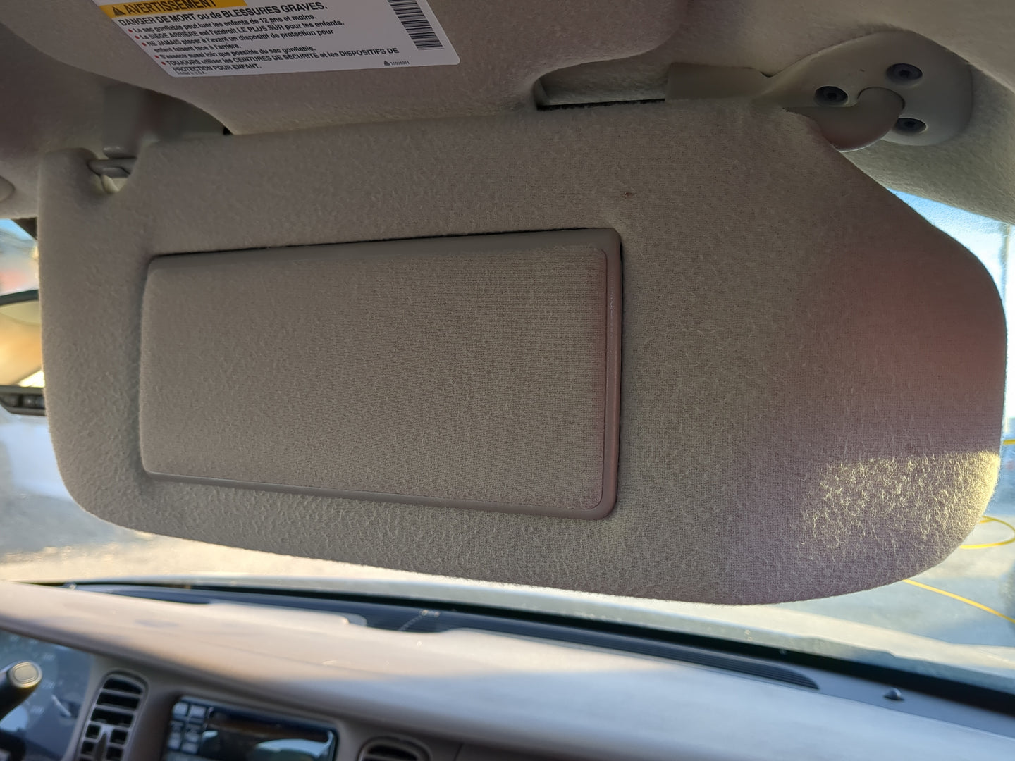 2003-2005 Buick Park Avenue Sun Visor Shade Replacement Passenger Right Mirror Fits Fits 2003 2004 2005 OEM Used Auto Parts 