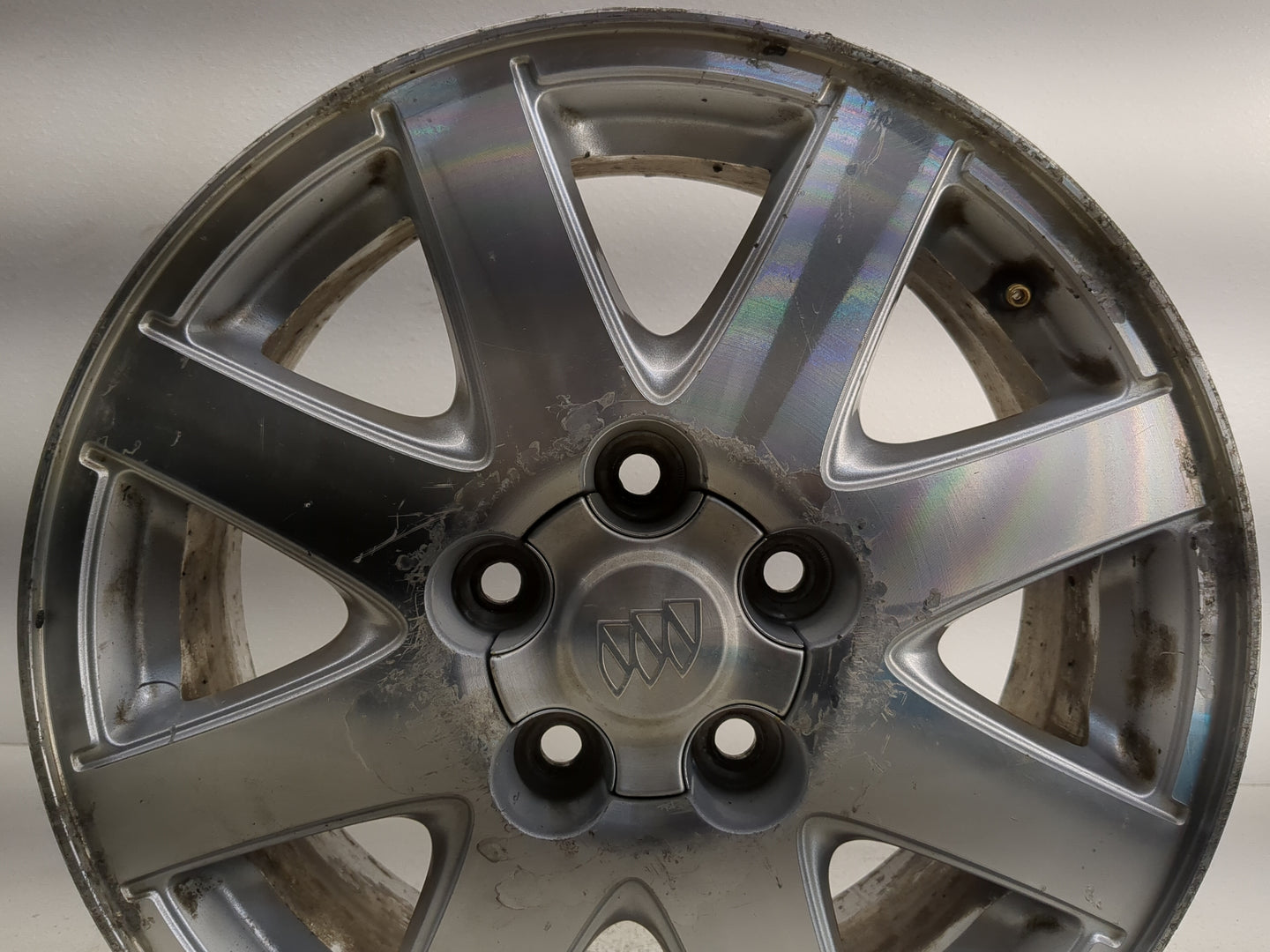 2004-2005 Buick Park Avenue Oem Wheel Rim - Oemusedautoparts1.com