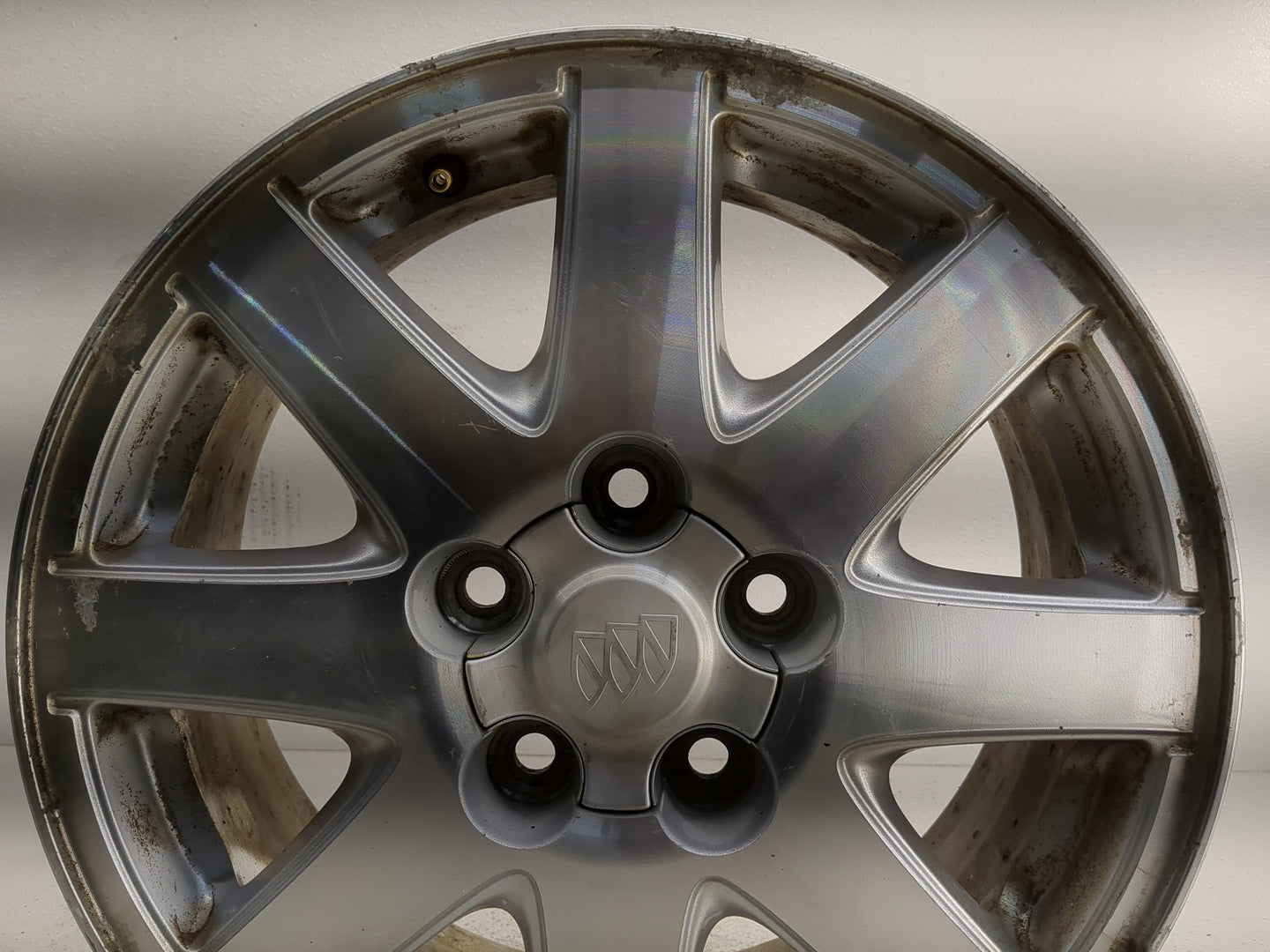 2004-2005 Buick Park Avenue Oem Wheel Rim 1250581 - Oemusedautoparts1.com
