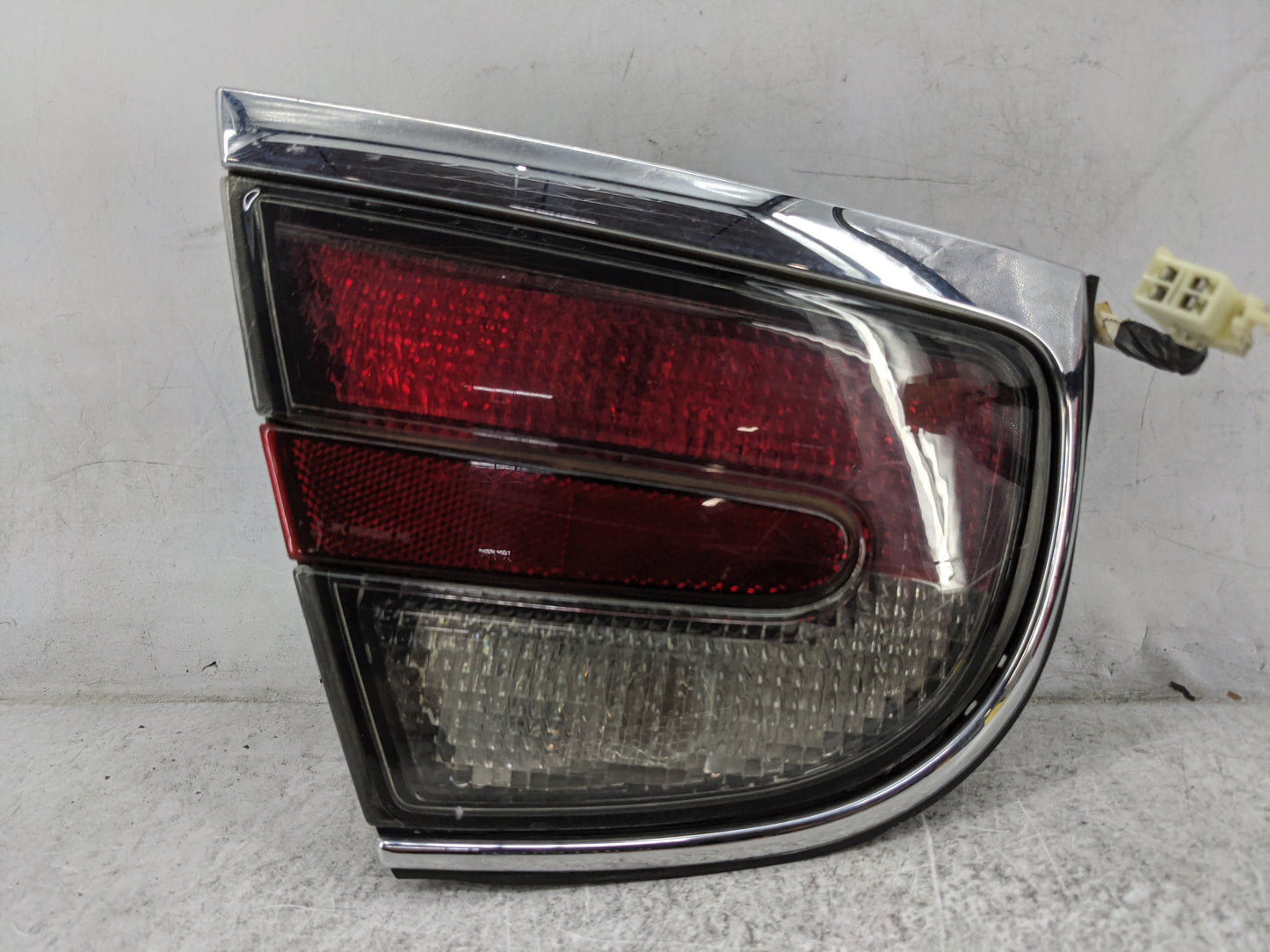 2005 Buick Park Avenue Tail Light Assembly Driver Left OEM Fits OEM Used Auto Parts - Oemusedautoparts1.com
