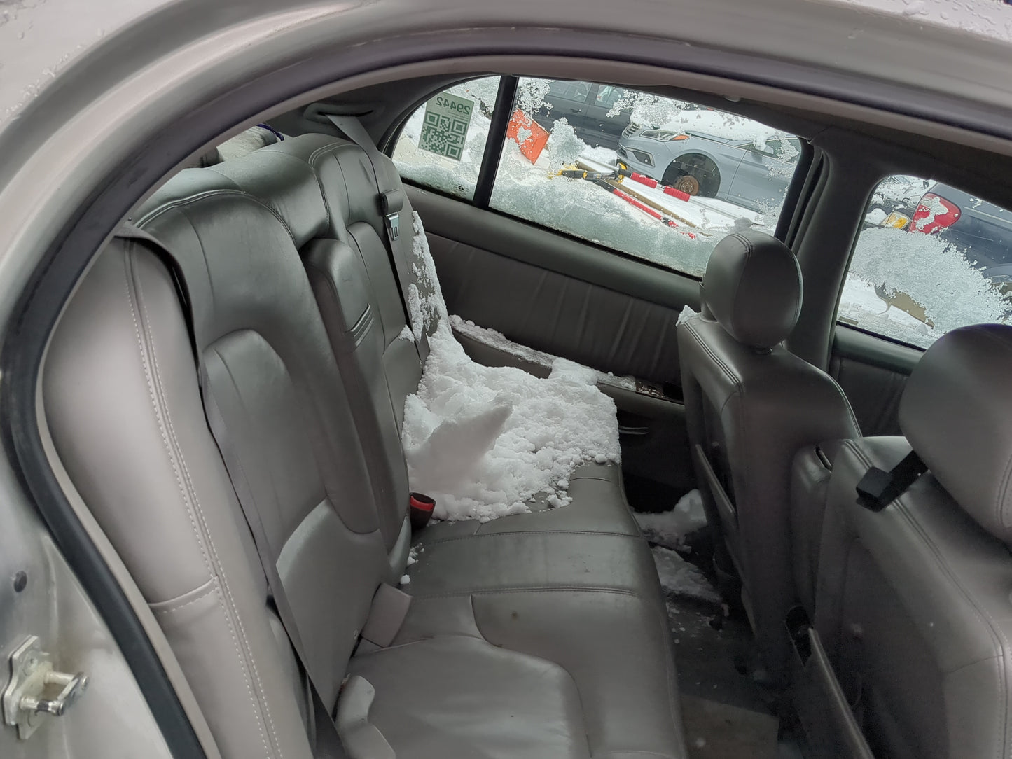 2005 Buick Park Avenue Rear Seat Oem - Oemusedautoparts1.com