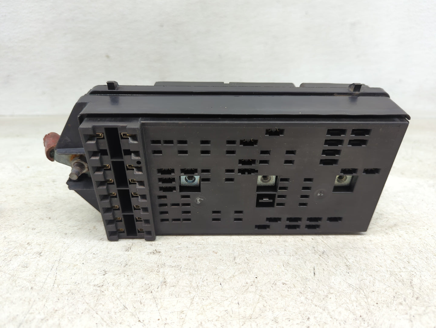 2000-2005 Buick Park Avenue Fusebox Fuse Box Panel Relay Module P/N:15441368 Fits Fits 2000 2001 2002 2003 2004 2005 OEM Use