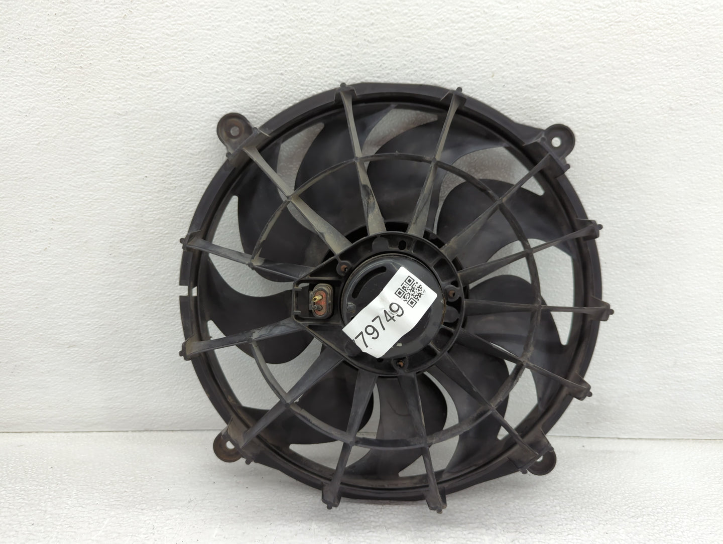 1997-2005 Buick Park Avenue Electric Radiator Cooling Fan Motor Assembly P/N:25674223 Fits OEM Used Auto Parts - Oemusedauto