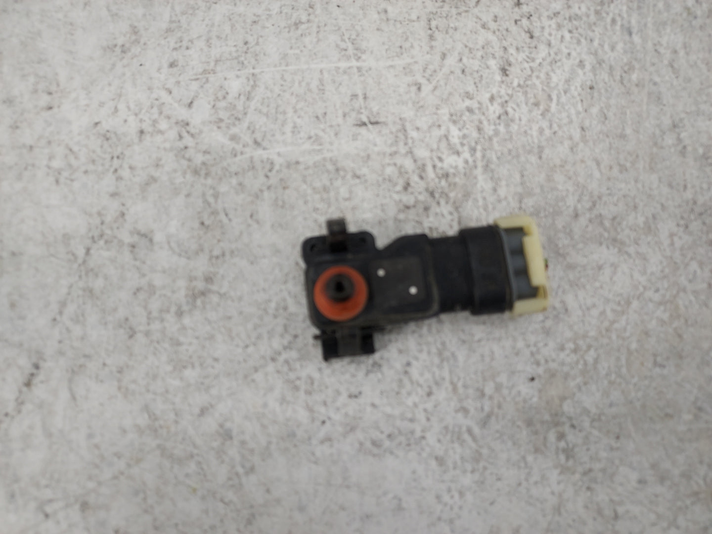 2004-2007 Buick Rainier Mass Air Flow Meter Maf 1487389 - Oemusedautoparts1.com