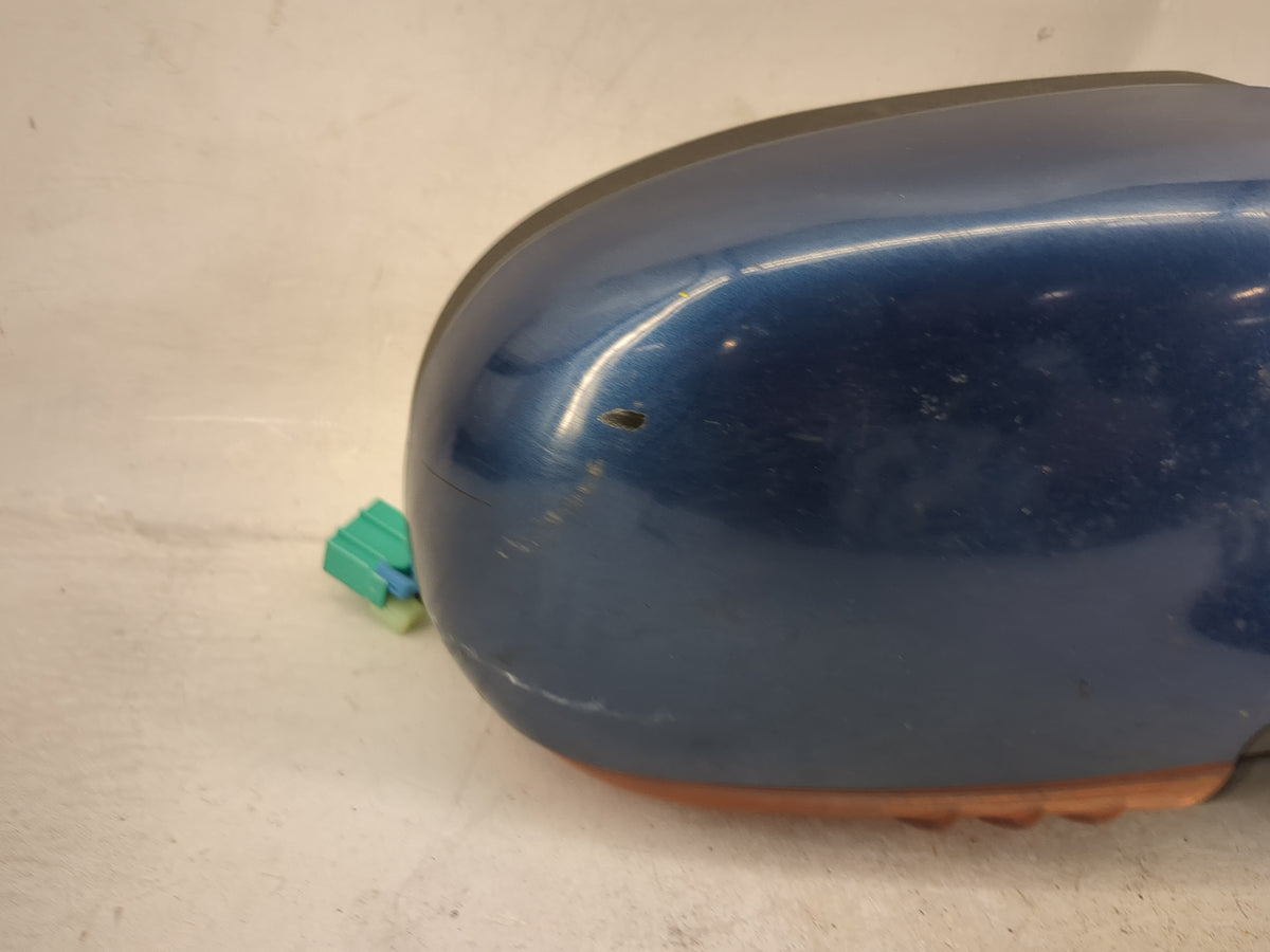 2004-2007 Buick Rainier Passenger Side View Mirror - Right Door Mirror OEM Used - Oemusedautoparts1.com
