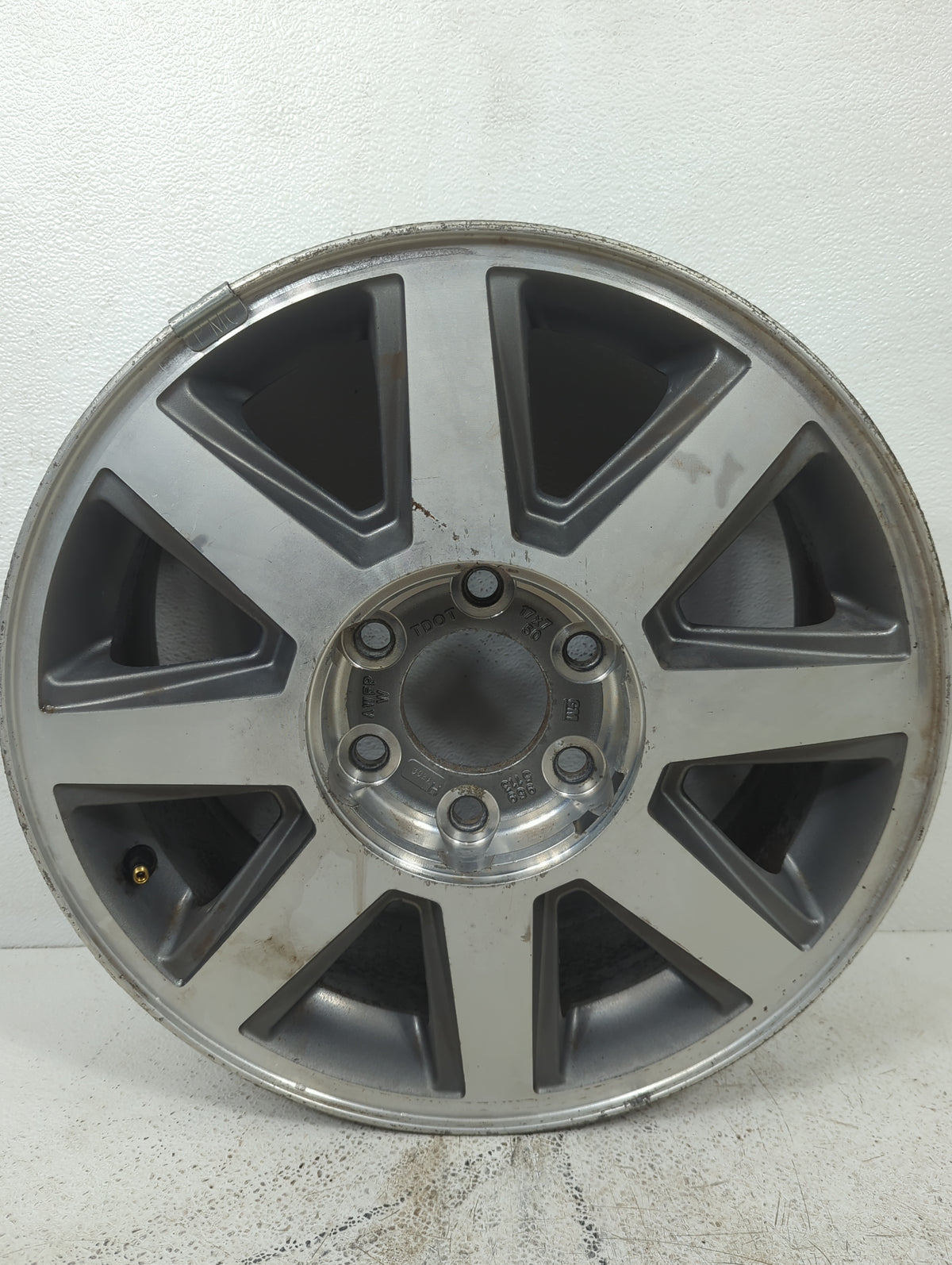 2004-2007 Buick Rainier Oem Wheel Rim 5015255 - Oemusedautoparts1.com