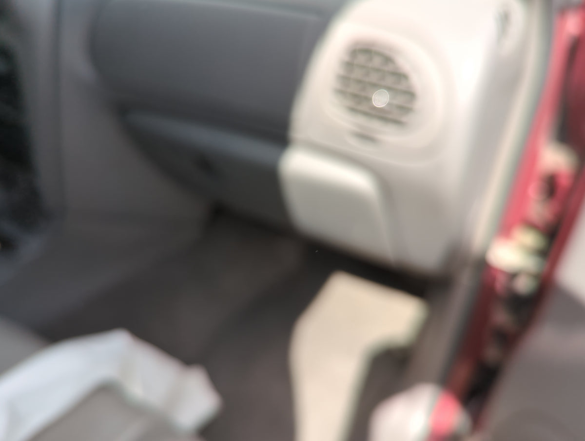 2005 Buick Rainier Passenger Glove Box Door Storage Compartment - Oemusedautoparts1.com