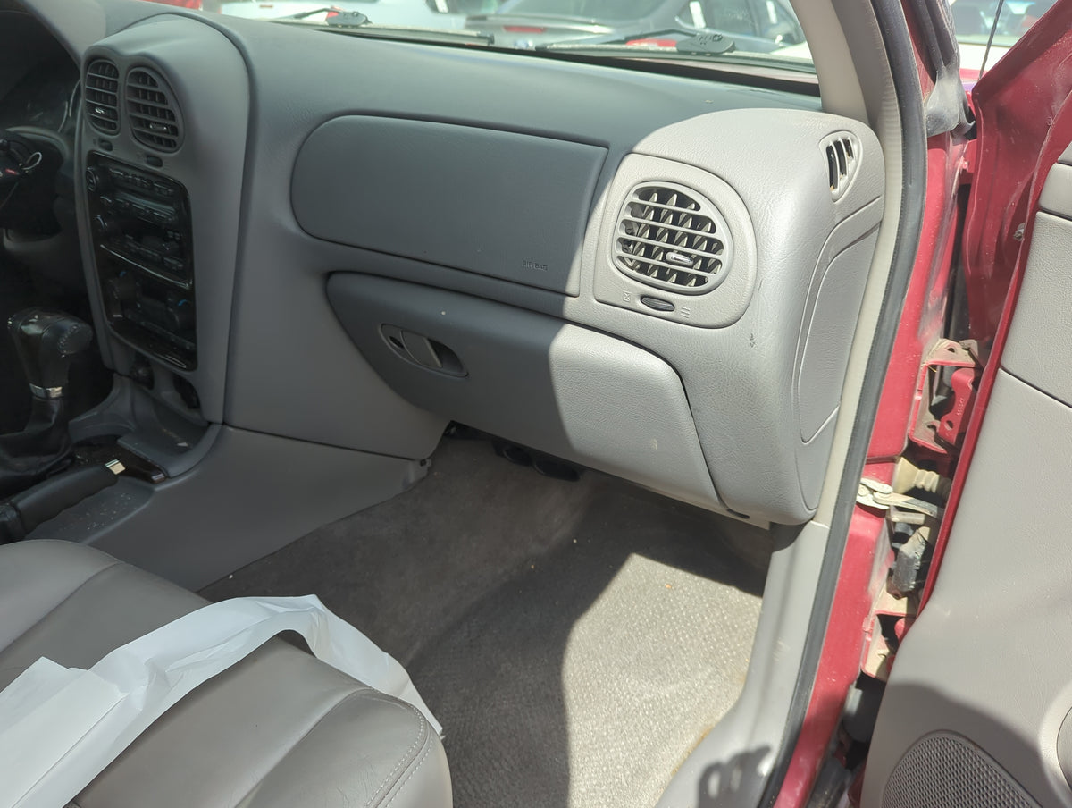 2005 Buick Rainier Passenger Glove Box Door Storage Compartment - Oemusedautoparts1.com