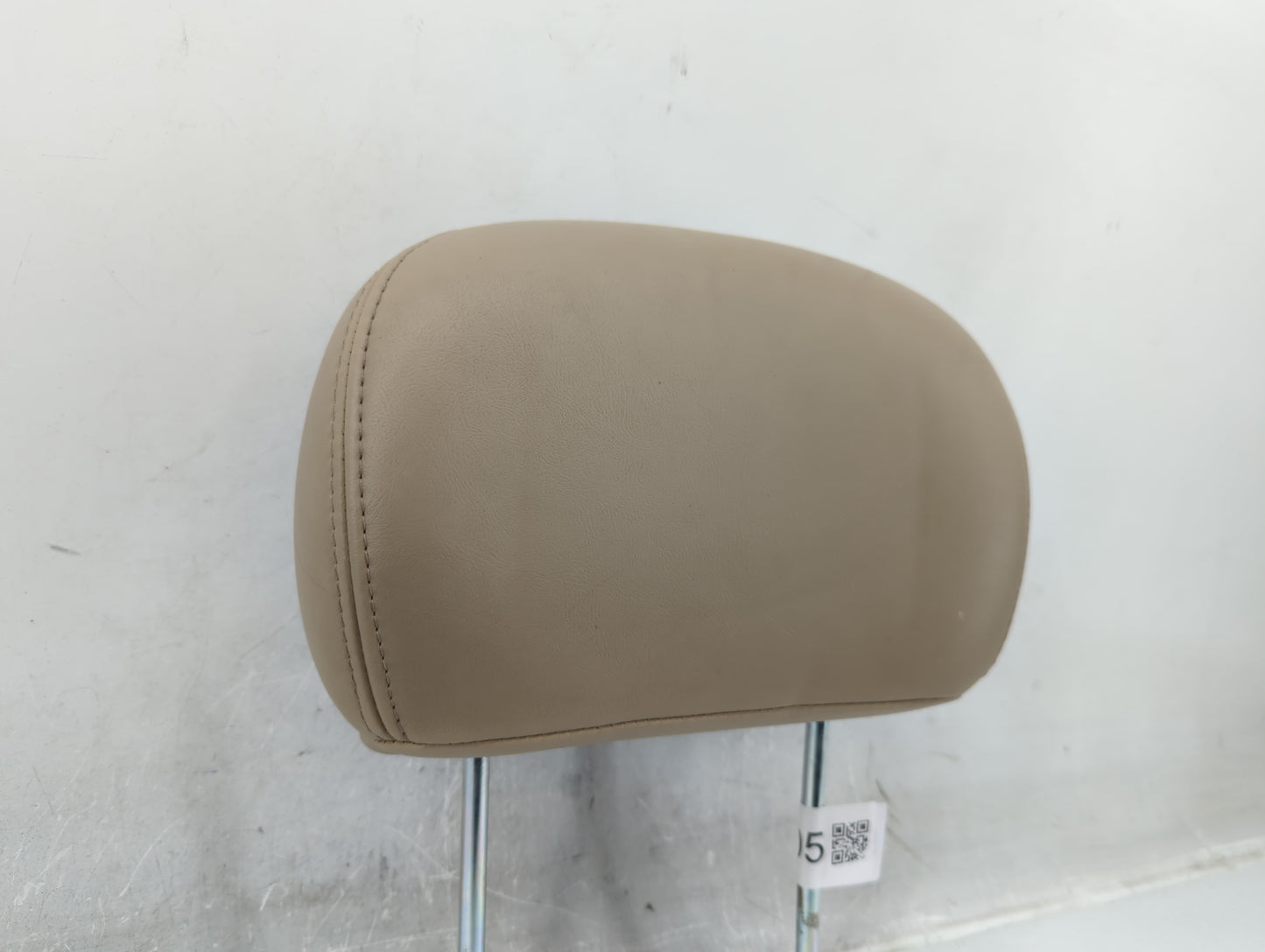 2005 Buick Rainier Headrest Head Rest Front Driver Passenger Seat Fits OEM Used Auto Parts - Oemusedautoparts1.com
