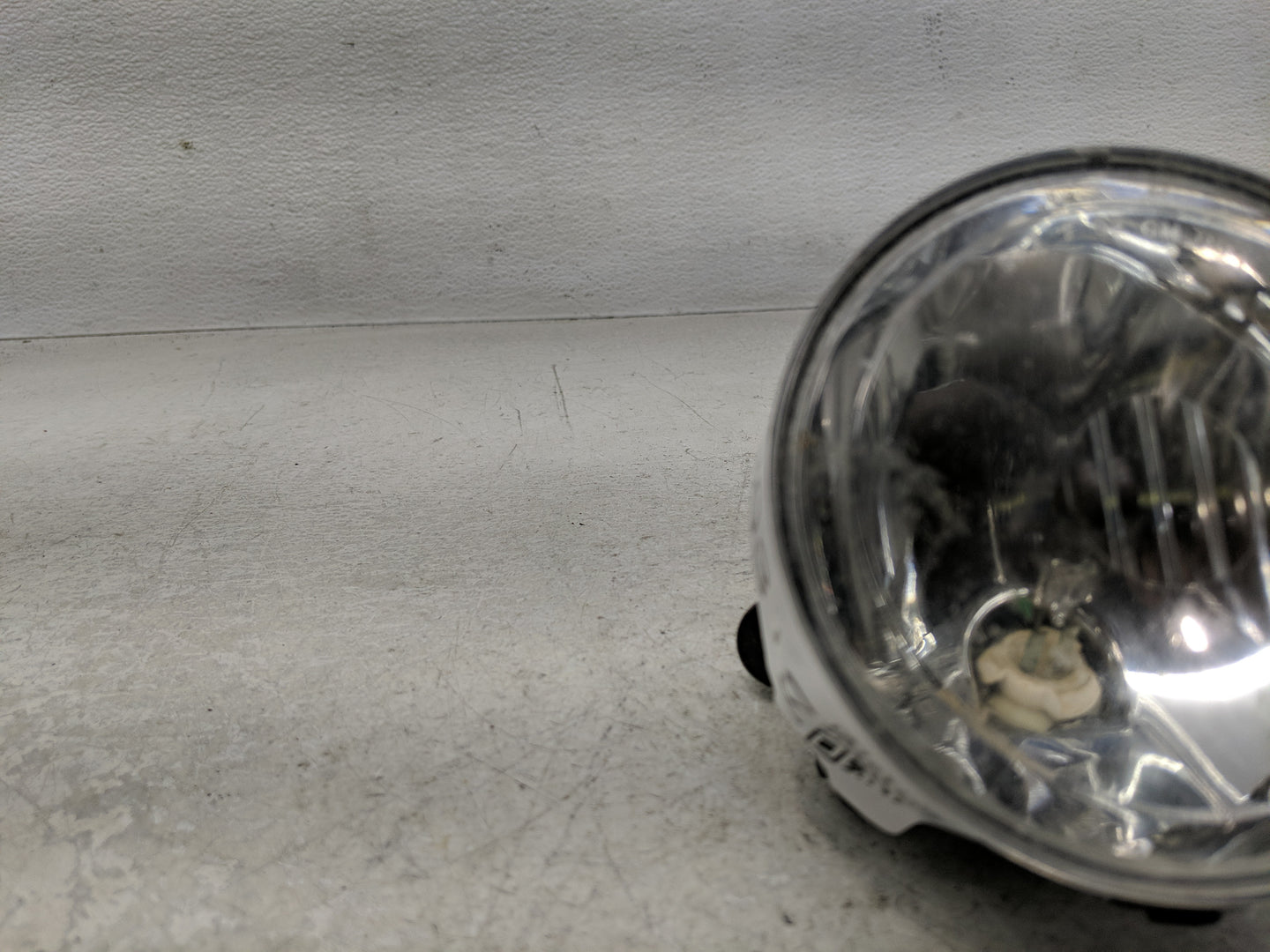 2002-2007 Buick Rendezvous Driver Left Oem Fog Light Lamp - Oemusedautoparts1.com