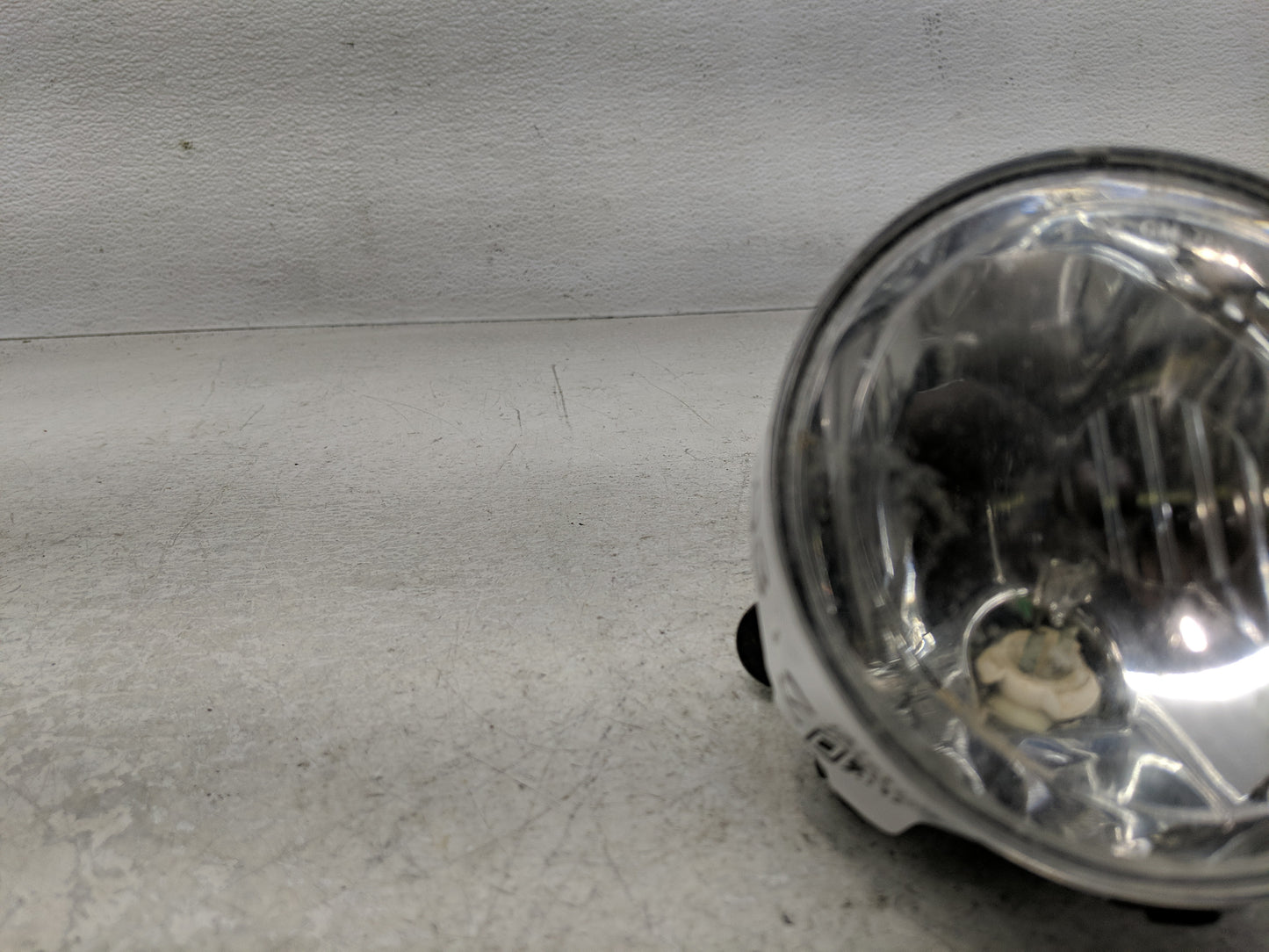 2002-2007 Buick Rendezvous Driver Left Oem Fog Light Lamp - Oemusedautoparts1.com