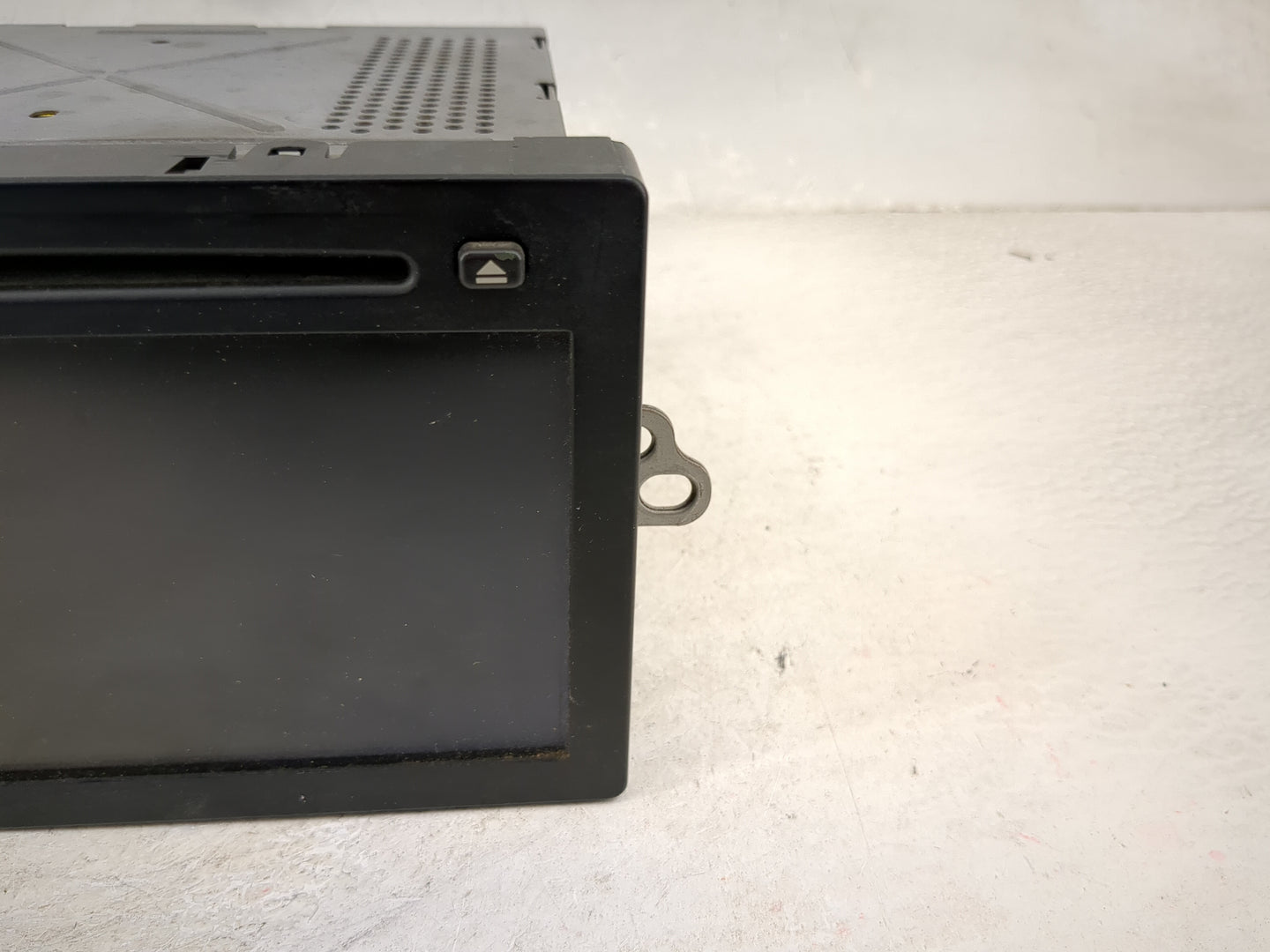 2005 Buick Rendezvous Radio AM FM Cd Player Receiver Replacement P/N:10393988 28006575 Fits OEM Used Auto Parts - Oemusedaut