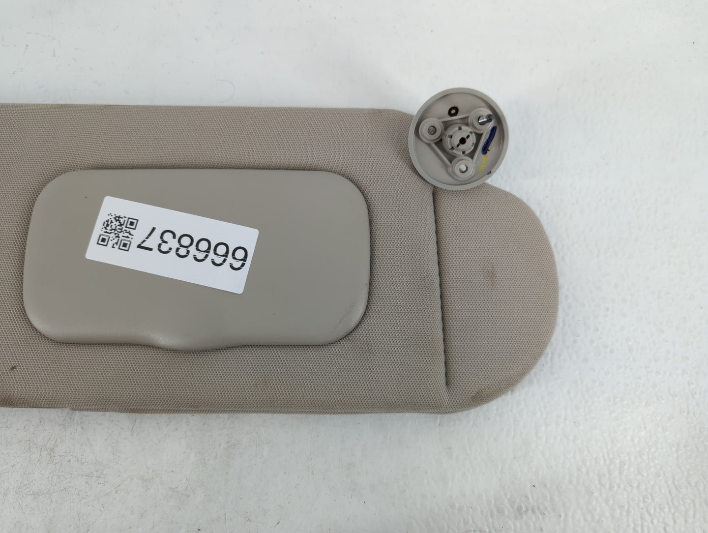 2003-2007 Buick Rendezvous Sun Visor Shade Replacement Passenger Right Mirror Fits Fits 2003 2004 2005 2006 2007 OEM Used Au