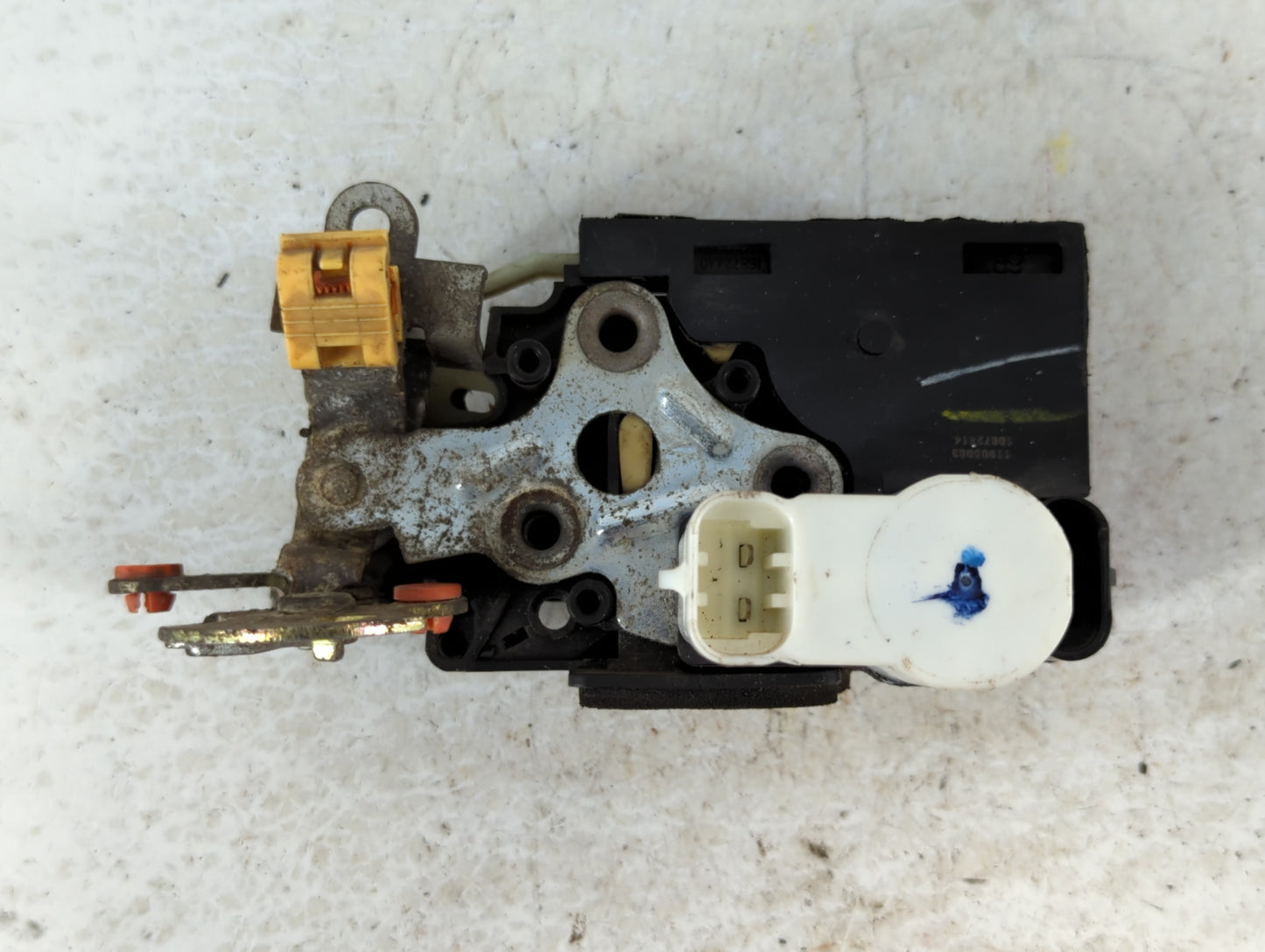 2005 Buick Rendezvous Front Door Latch - Oemusedautoparts1.com