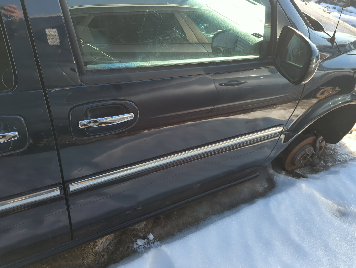 2005-2007 Buick Terraza Passenger Front Door Oem 1269100 - Oemusedautoparts1.com