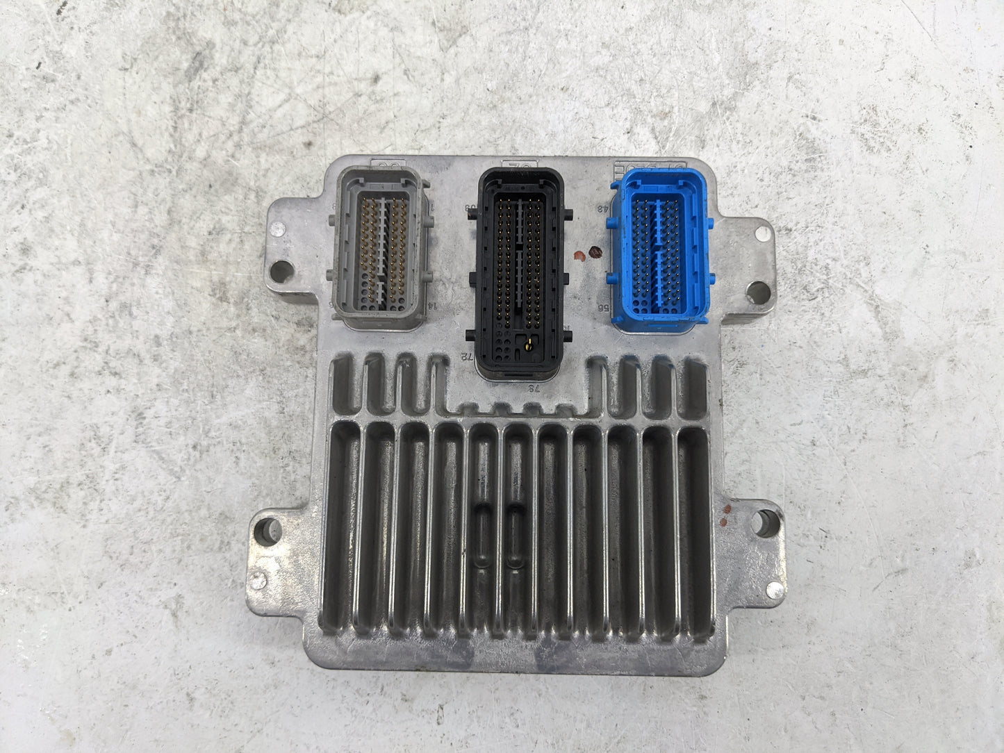 2005 Buick Terraza PCM Engine Control Computer ECU ECM PCU OEM P/N:12598113 12591279 Fits Fits 2006 OEM Used Auto Parts - Oe