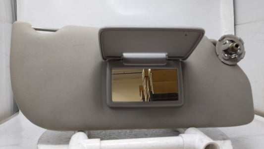 2005 Buick Terraza Sun Visor Shade Replacement Passenger Right Mirror Fits OEM Used Auto Parts - Oemusedautoparts1.com