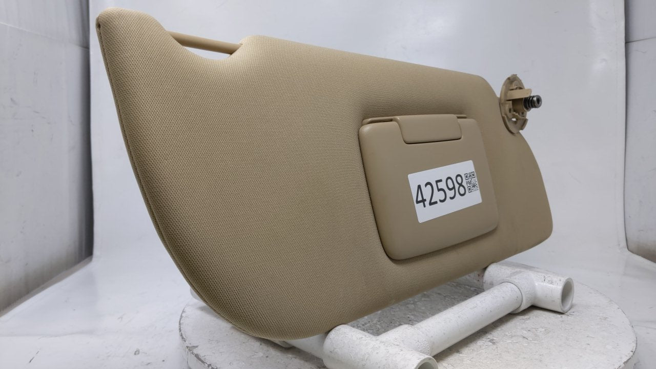 2005 Buick Terraza Sun Visor Shade Replacement Passenger Right Mirror Fits OEM Used Auto Parts - Oemusedautoparts1.com