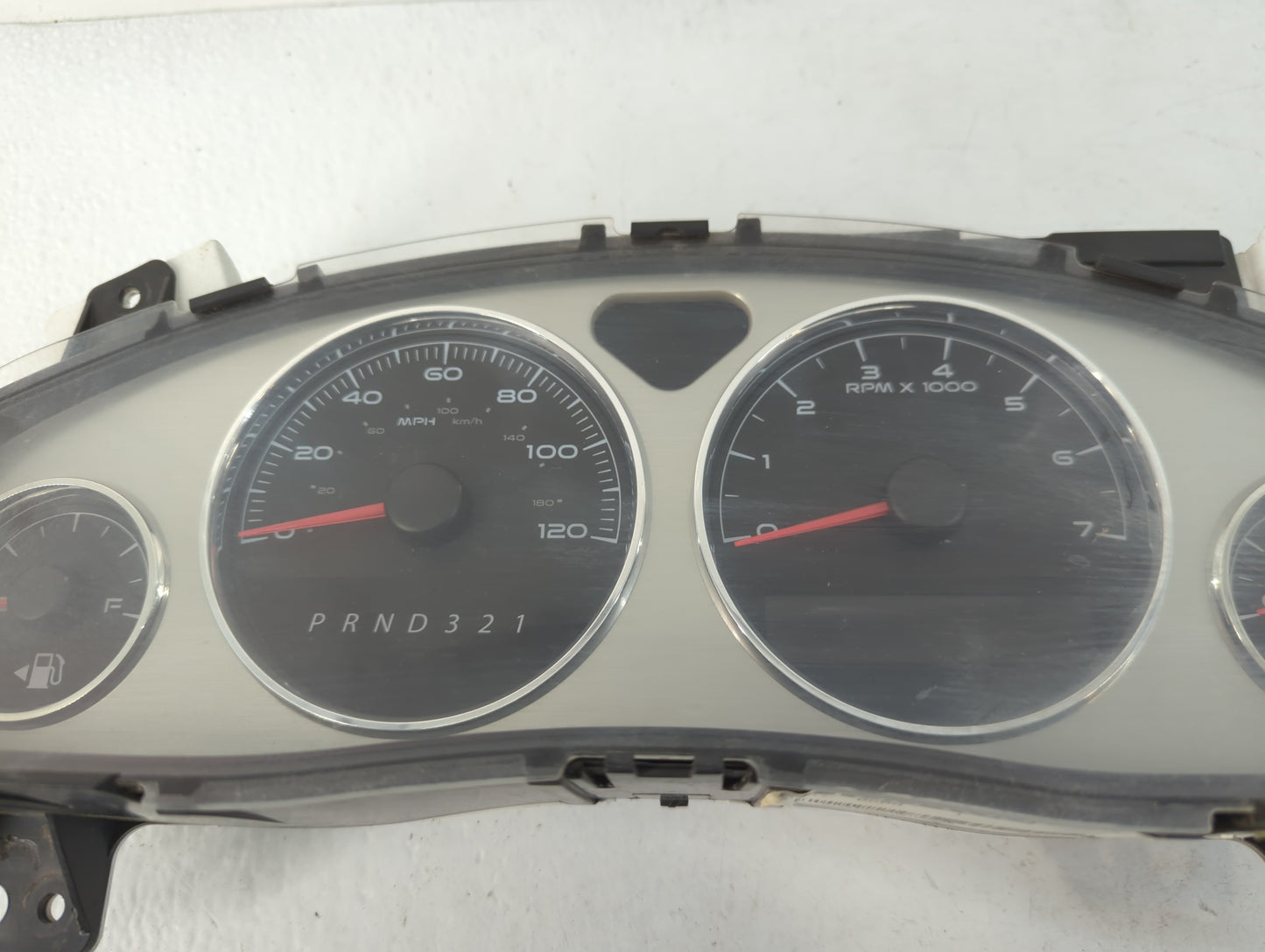 2005-2007 Buick Terraza Instrument Cluster Speedometer Gauges Fits Fits 2005 2006 2007 OEM Used Auto Parts - Oemusedautopart