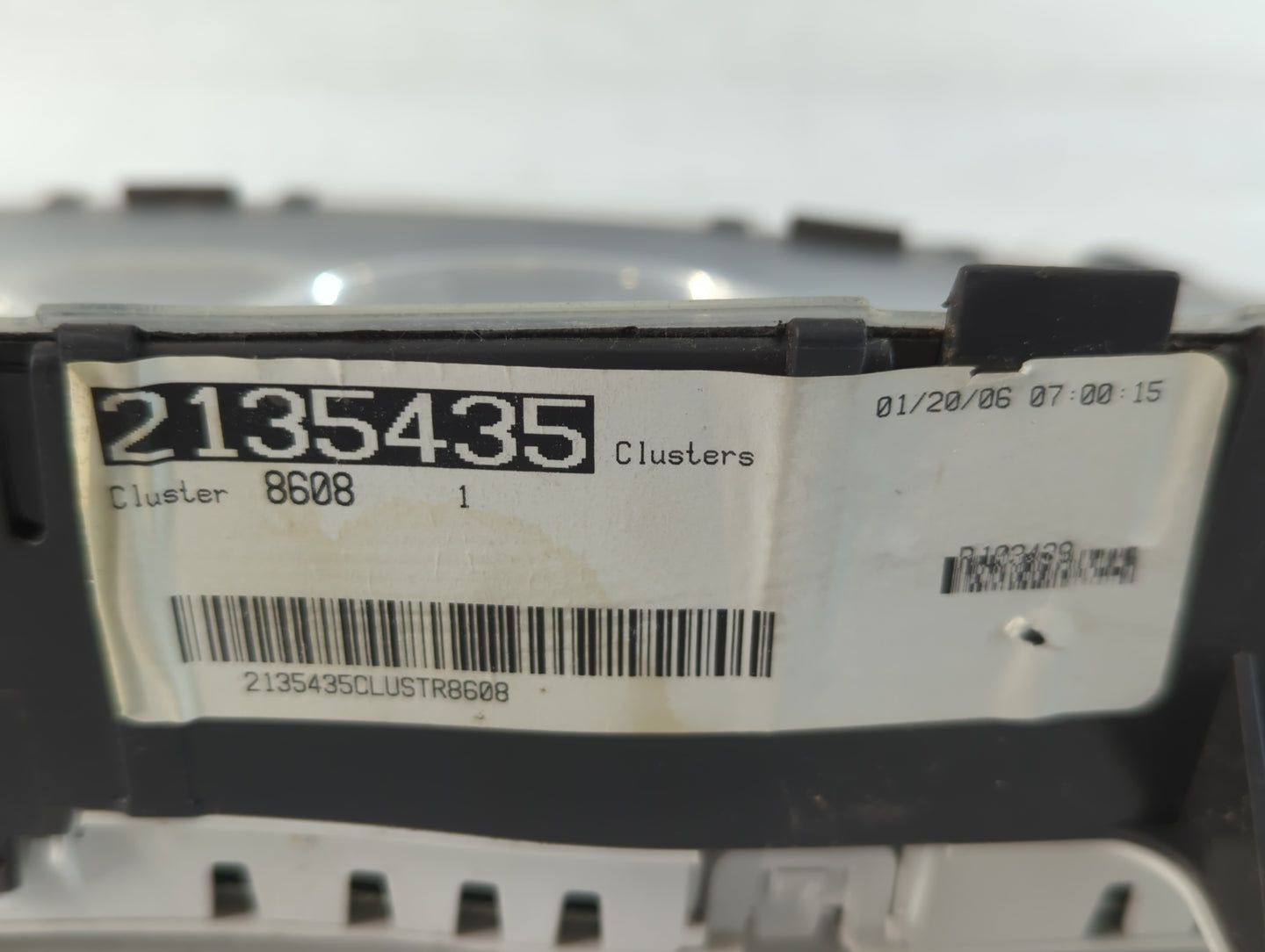 2005-2007 Buick Terraza Instrument Cluster Speedometer Gauges Fits Fits 2005 2006 2007 OEM Used Auto Parts - Oemusedautopart