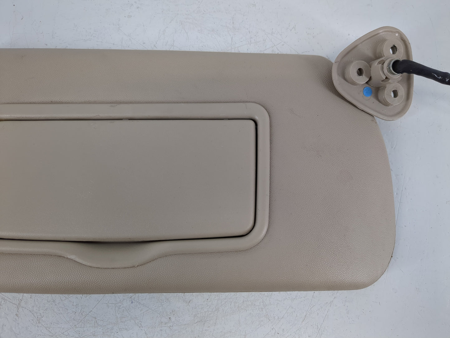 2003-2007 Cadillac Cts Sun Visor Shade Replacement Passenger Right Mirror Fits Fits 2003 2004 2005 2006 2007 OEM Used Auto P