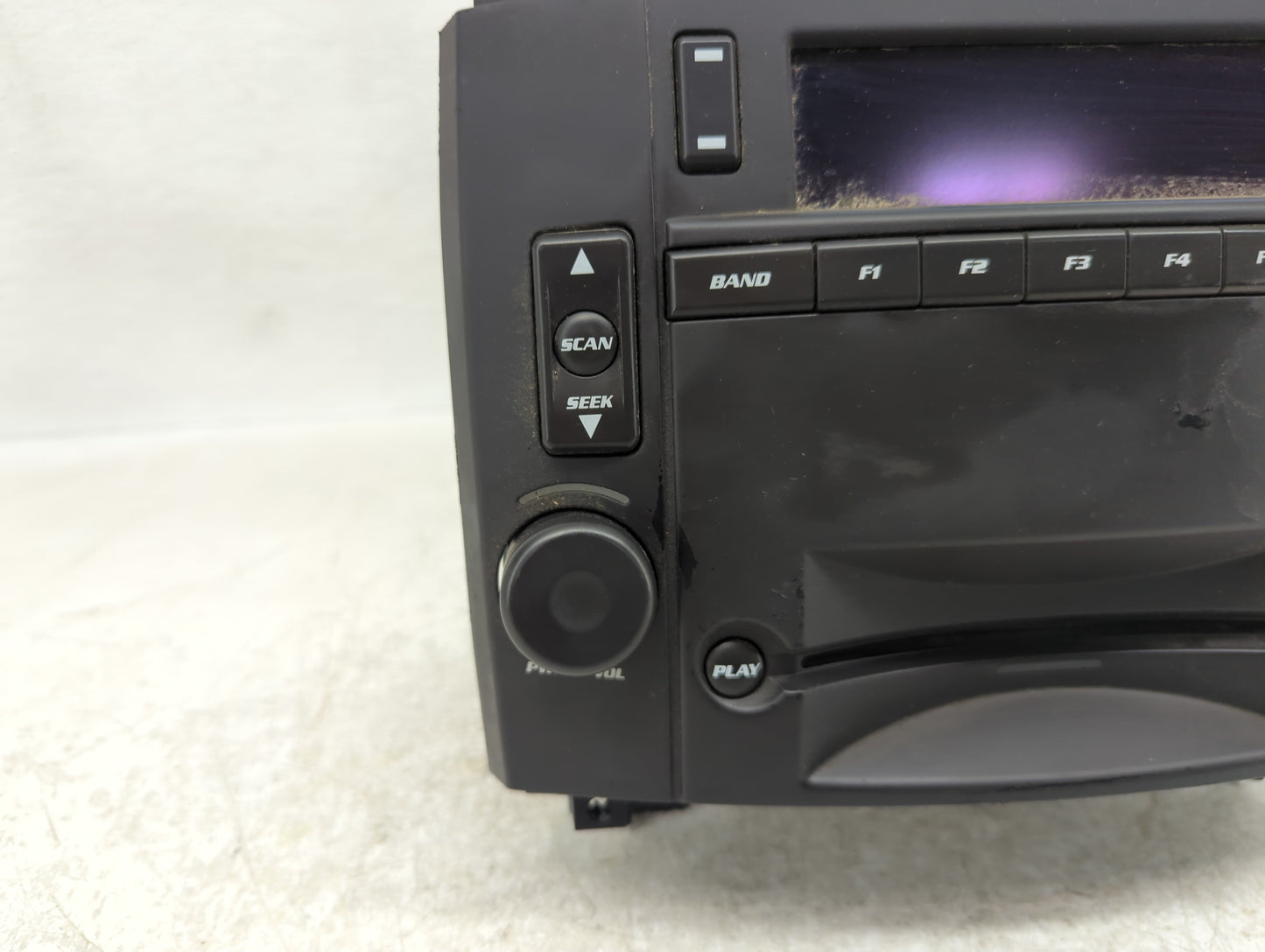 2004-2007 Cadillac Cts Radio AM FM Cd Player Receiver Replacement P/N:10 387 598 Fits Fits 2004 2005 2006 2007 OEM Used Auto
