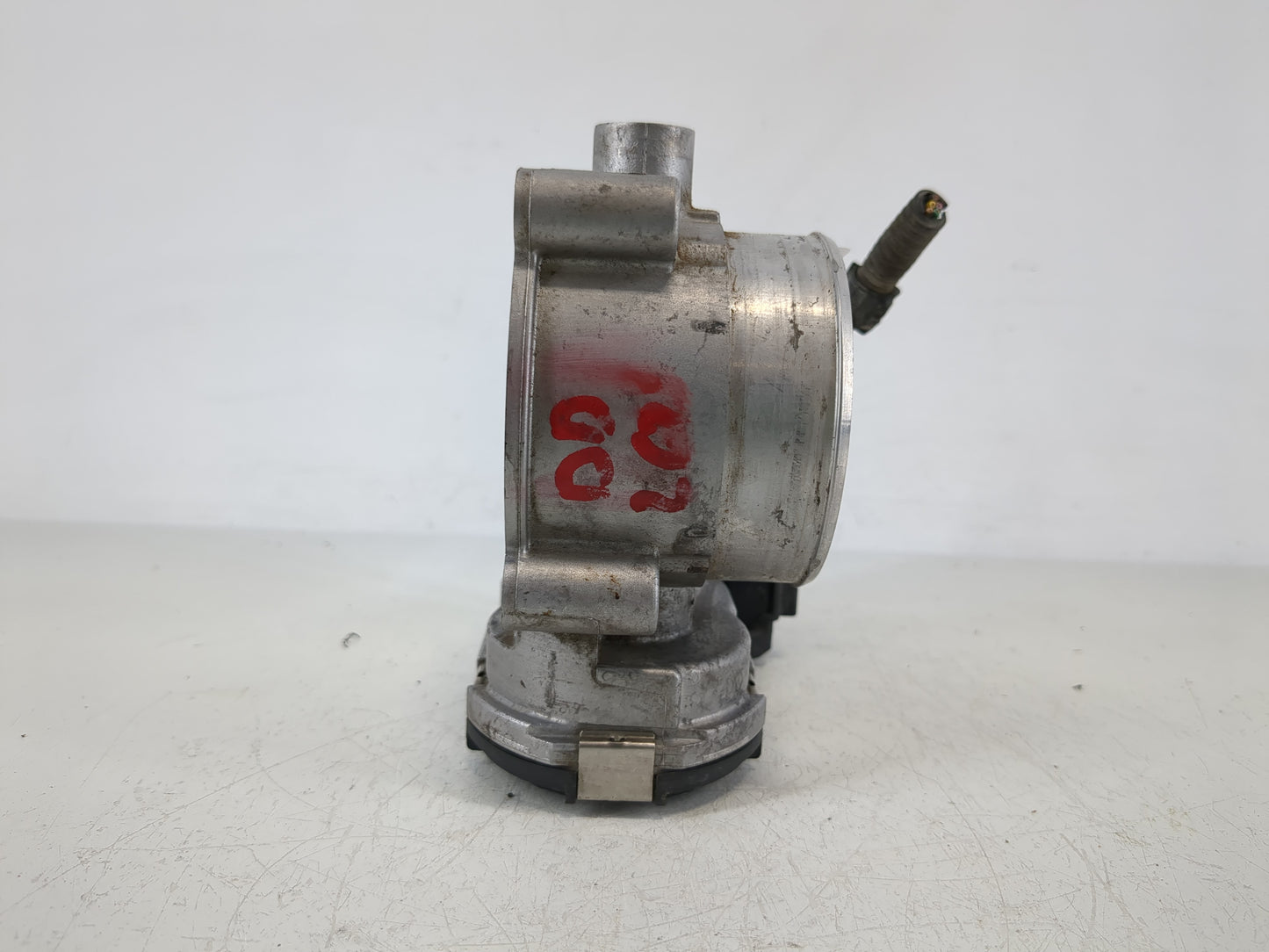 2005-2007 Cadillac Cts Throttle Body P/N:12592916 Fits Fits 2005 2006 2007 OEM Used Auto Parts - Oemusedautoparts1.com