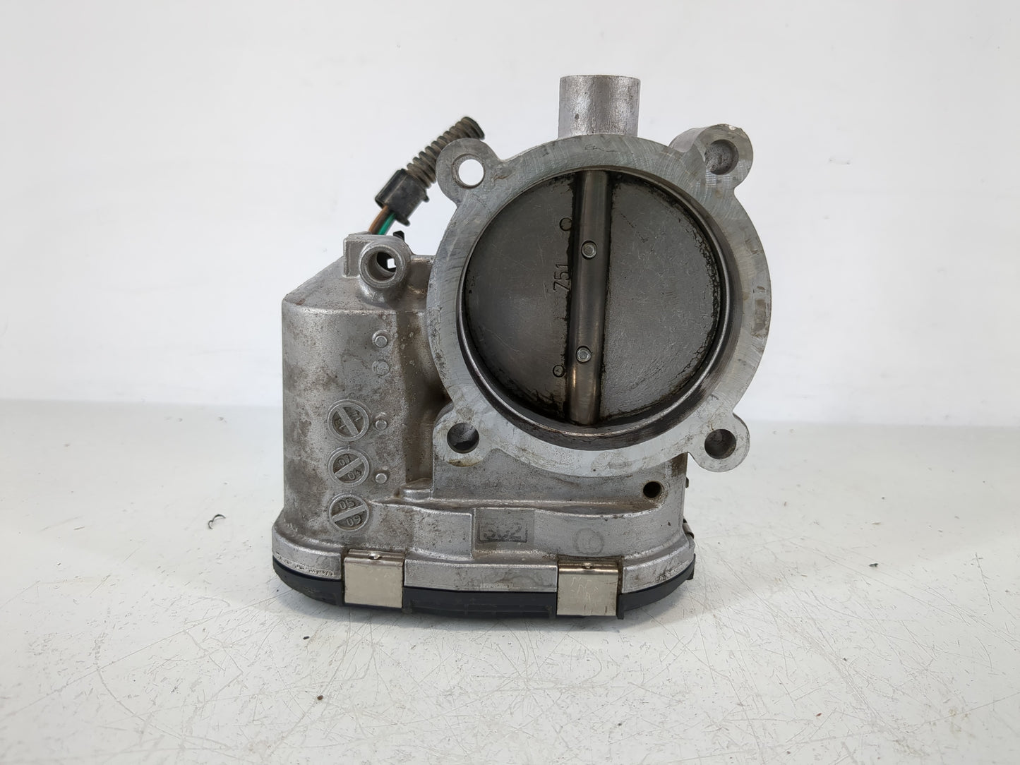 2005-2007 Cadillac Cts Throttle Body P/N:12592916 Fits Fits 2005 2006 2007 OEM Used Auto Parts - Oemusedautoparts1.com