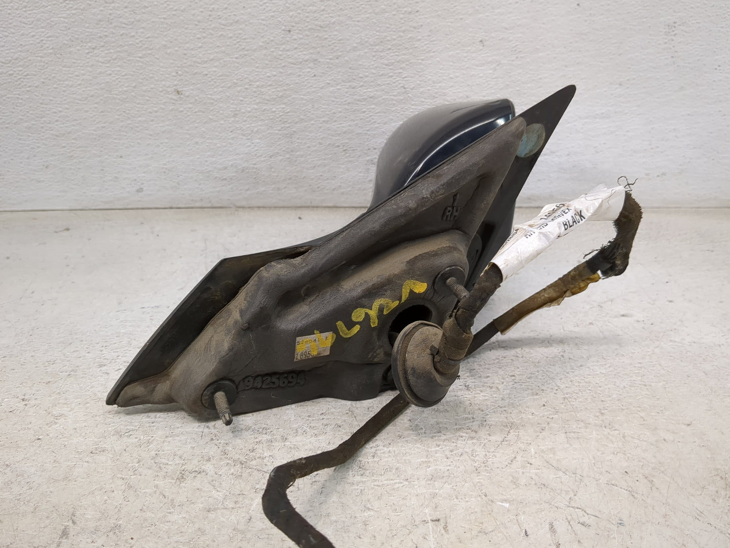 2003-2007 Cadillac Cts Passenger Side View Mirror - Right Door Mirror OEM Used - Oemusedautoparts1.com