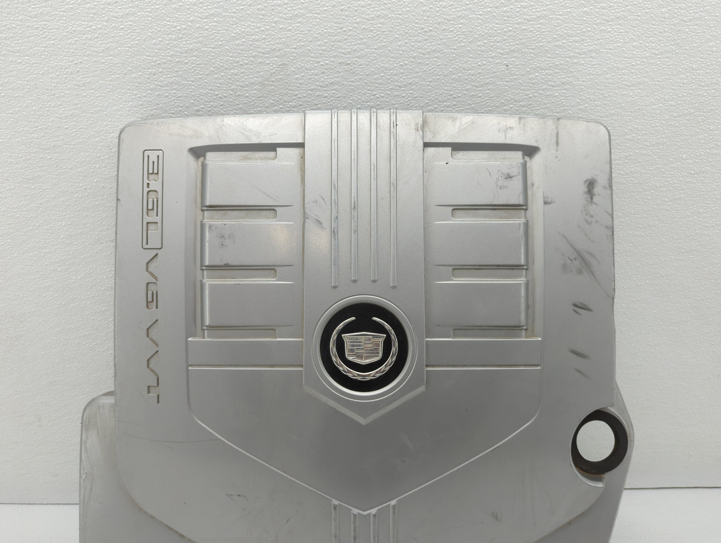 2005 Cadillac Cts Engine Cover - Oemusedautoparts1.com