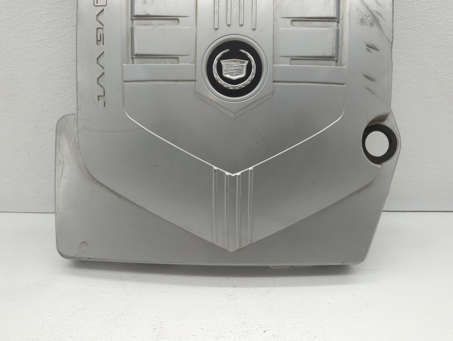 2005 Cadillac Cts Engine Cover - Oemusedautoparts1.com