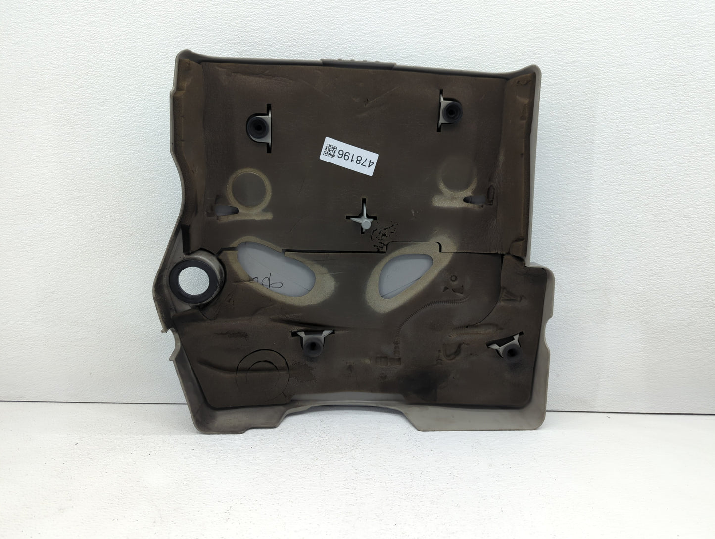 2005 Cadillac Cts Engine Cover - Oemusedautoparts1.com