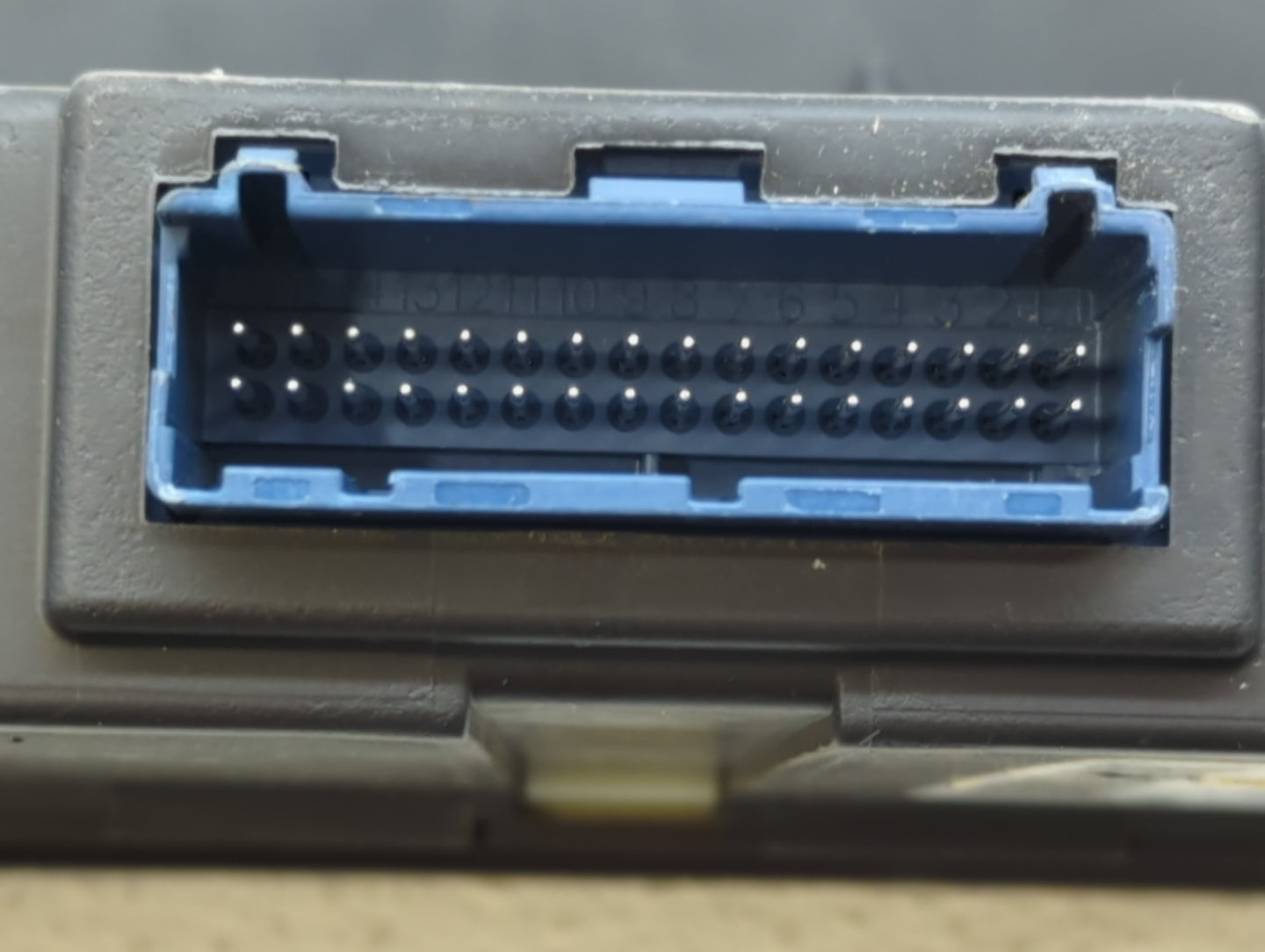 2005-2006 Cadillac Cts Climate Control Module Temperature AC/Heater Replacement P/N:21998813 Fits Fits 2005 2006 OEM Used Au