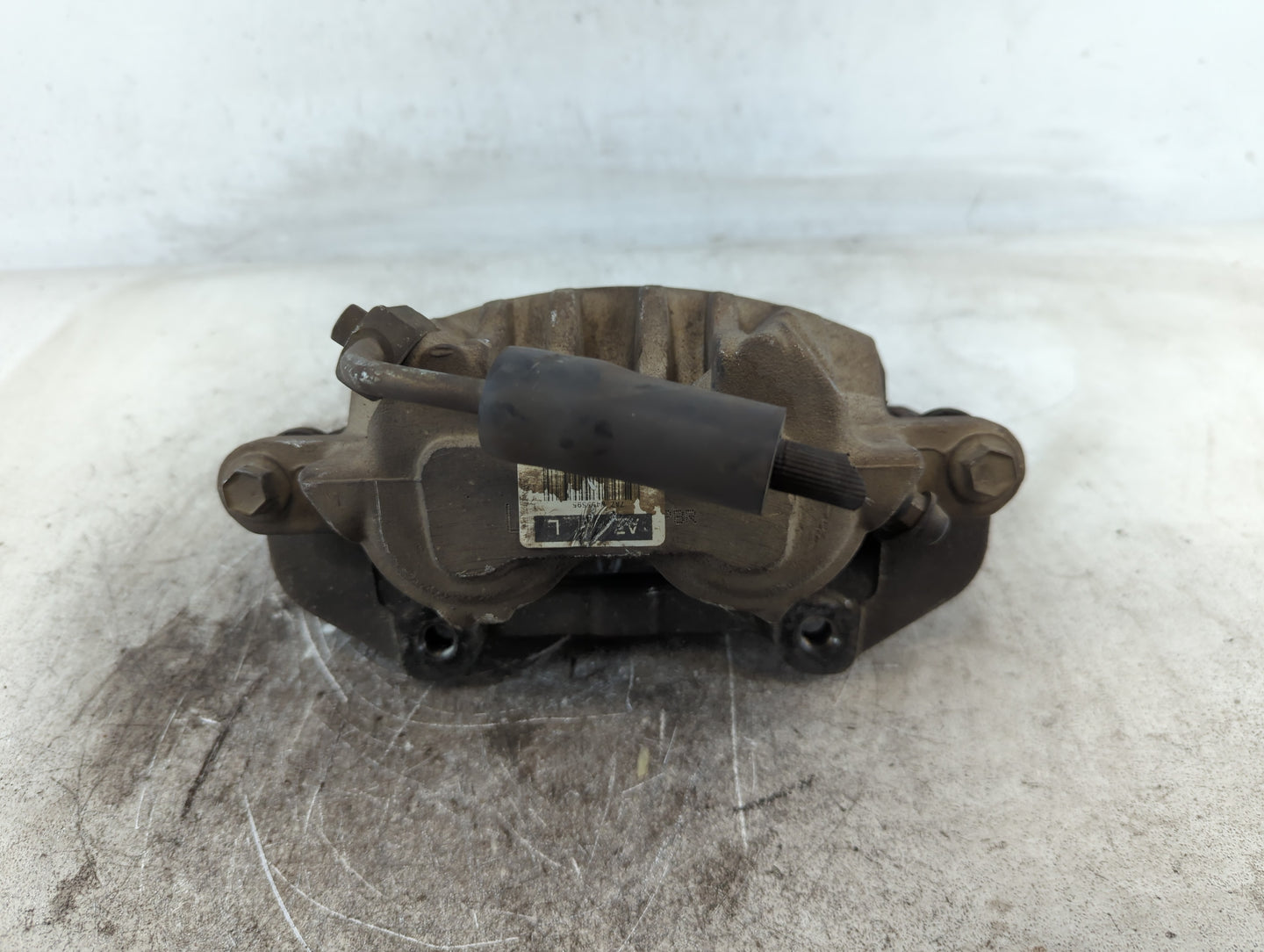 2003-2008 Cadillac Cts Front Driver Left Brake Caliper - Oemusedautoparts1.com