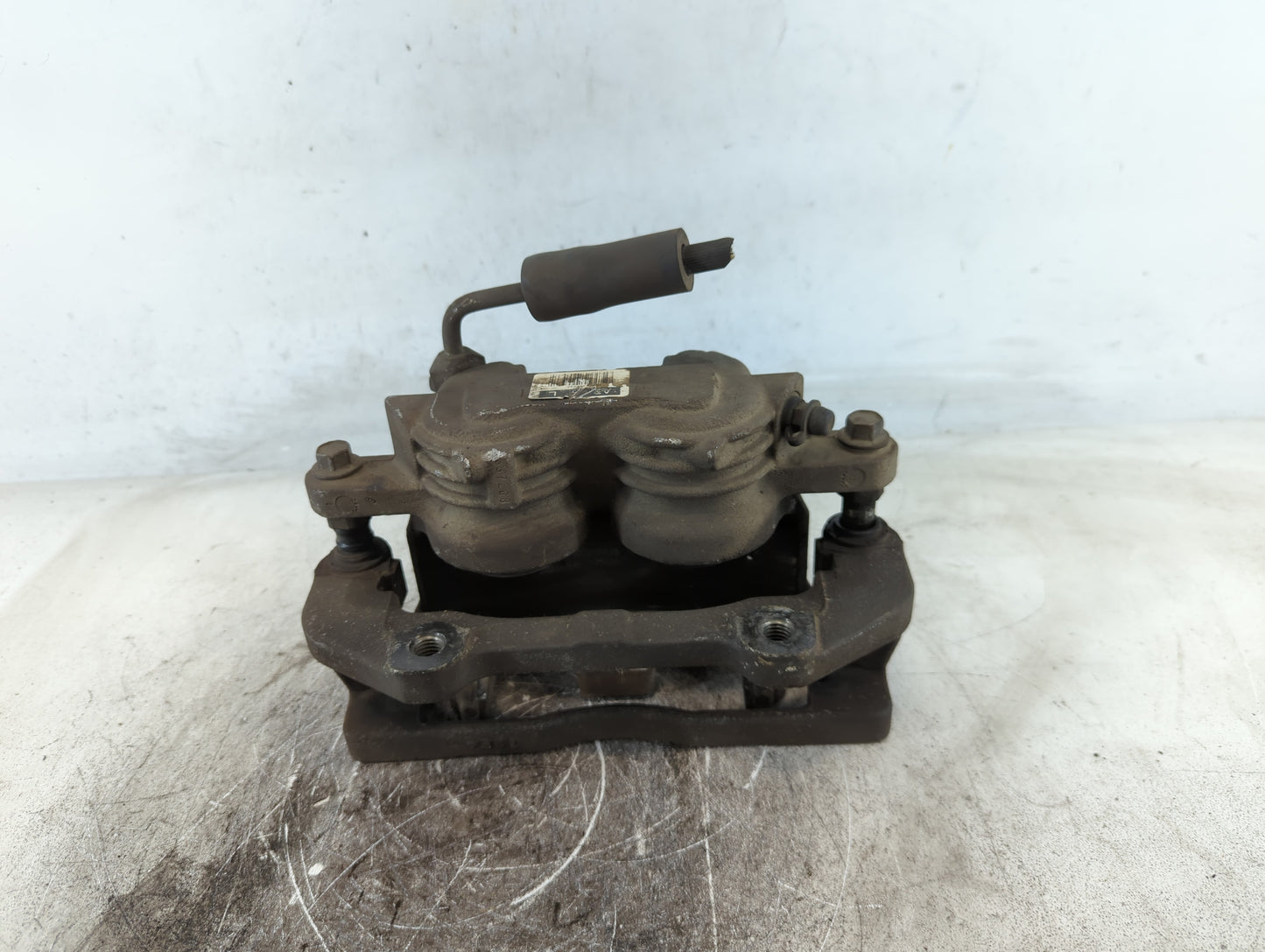 2003-2008 Cadillac Cts Front Driver Left Brake Caliper - Oemusedautoparts1.com
