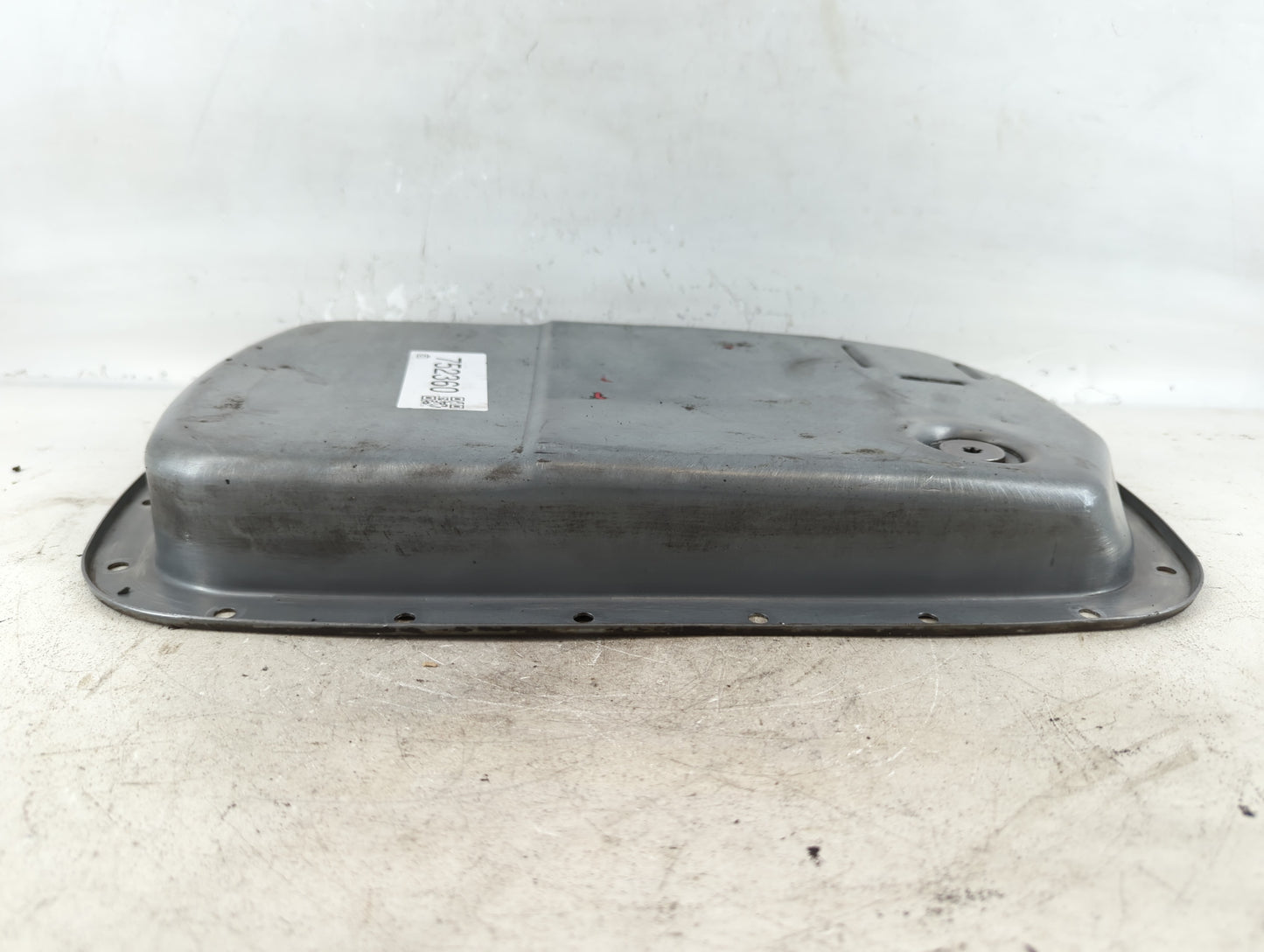 2004-2005 Cadillac Cts Engine Oil Pan Fits Fits 2004 2005 OEM Used Auto Parts - Oemusedautoparts1.com