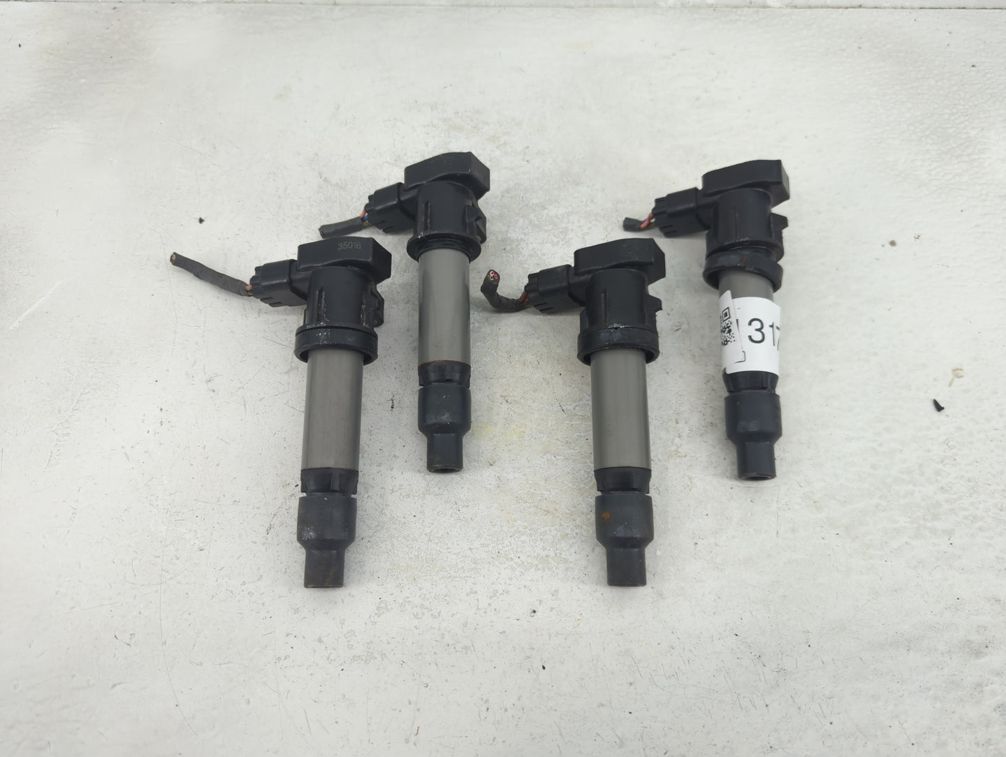 2004-2005 Cadillac Deville Ignition Coil Igniter Pack - Oemusedautoparts1.com