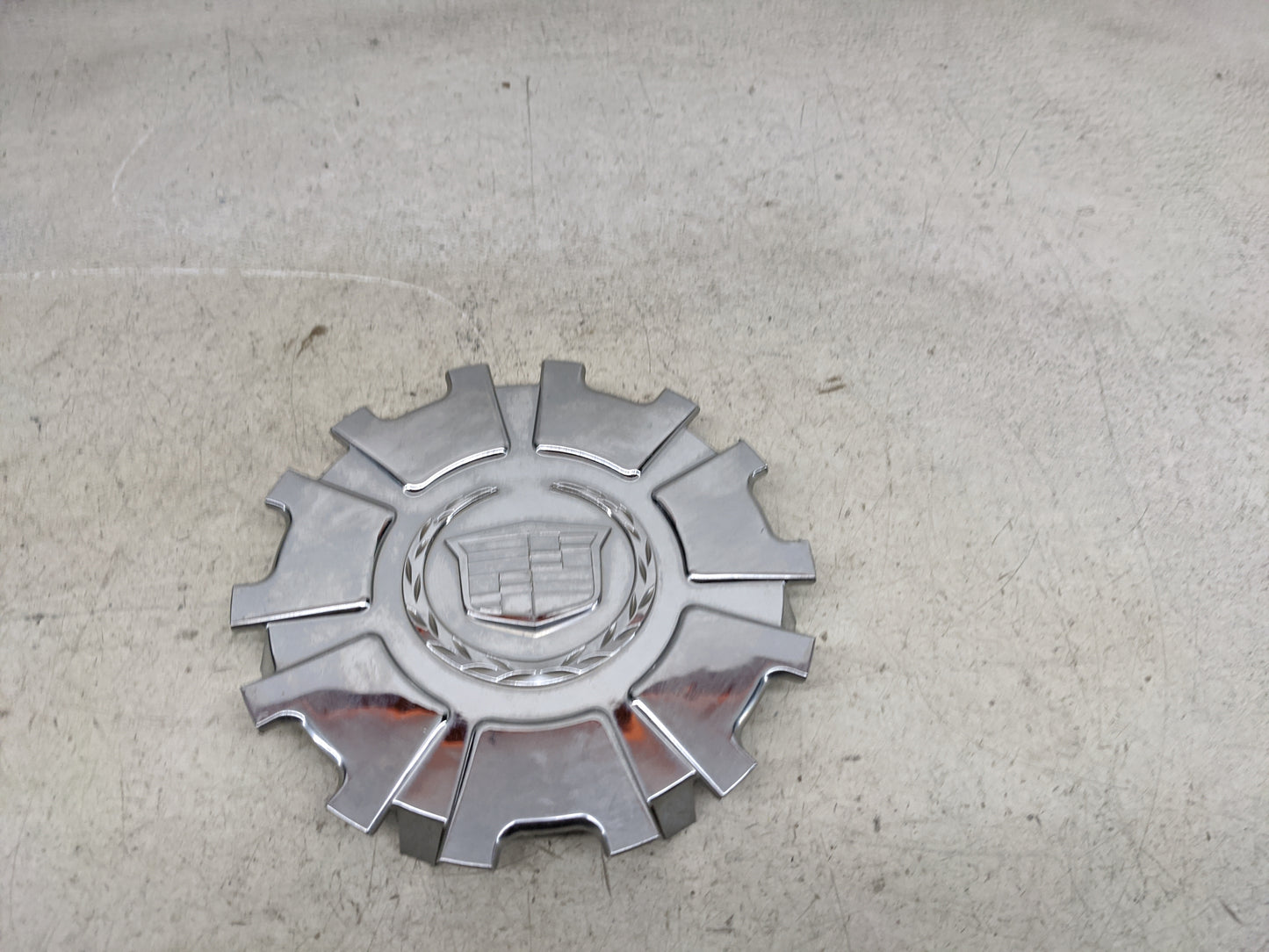 2005 Cadillac Deville Rim Wheel Center Cap Chrome - Oemusedautoparts1.com