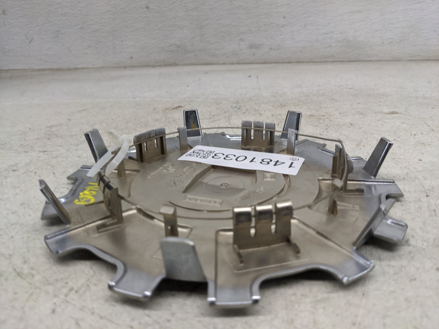 2005 Cadillac Deville Rim Wheel Center Cap Chrome - Oemusedautoparts1.com