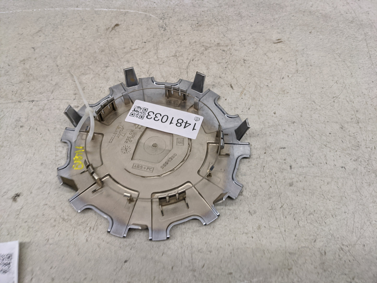 2005 Cadillac Deville Rim Wheel Center Cap Chrome - Oemusedautoparts1.com