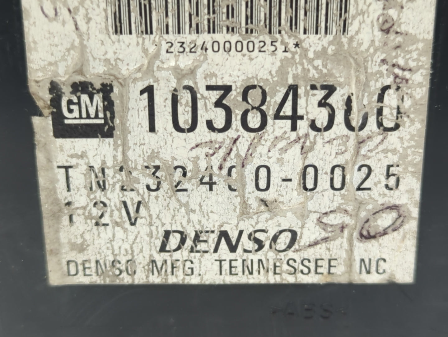 2005-2005 Cadillac Deville Chassis Control Module Ccm Bcm Body Control - Oemusedautoparts1.com