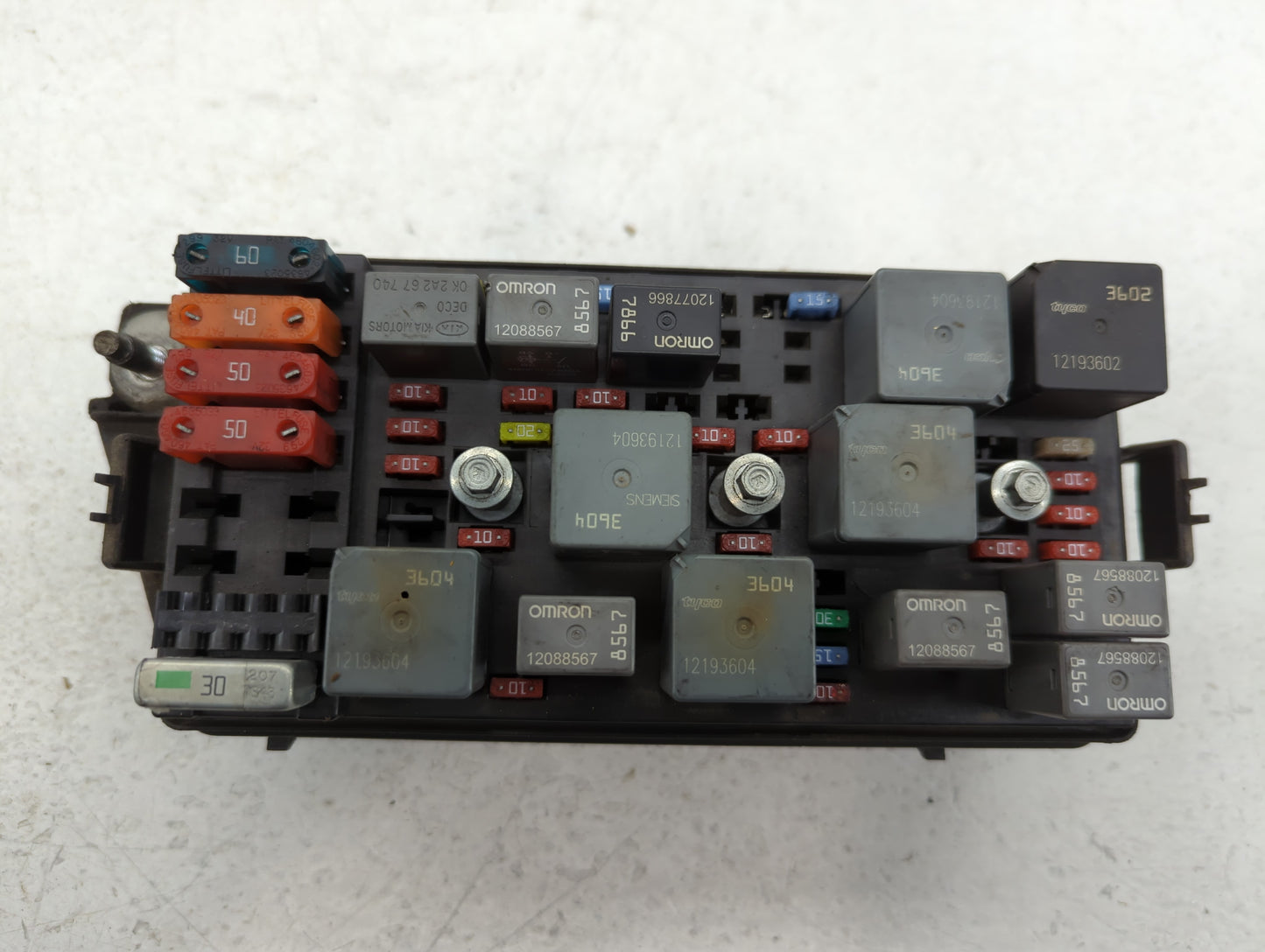 2004-2005 Cadillac Deville Fusebox Fuse Box Panel Relay Module Fits Fits 2004 2005 OEM Used Auto Parts - Oemusedautoparts1.c