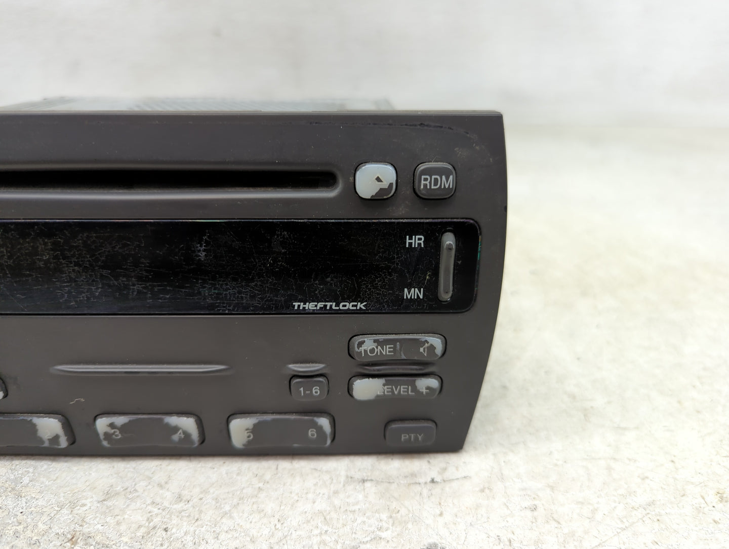 2002-2005 Cadillac Deville Information Display Screen - Oemusedautoparts1.com
