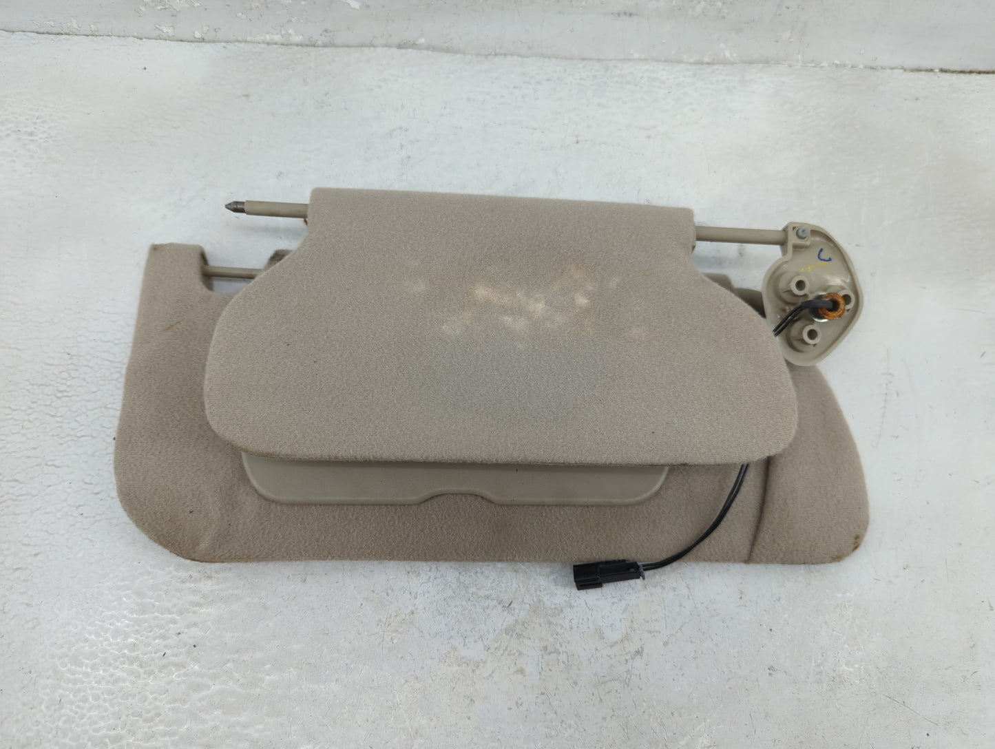 2000-2005 Cadillac Deville Sun Visor Shade Replacement Passenger Right Mirror Fits Fits 2000 2001 2002 2003 2004 2005 OEM Us