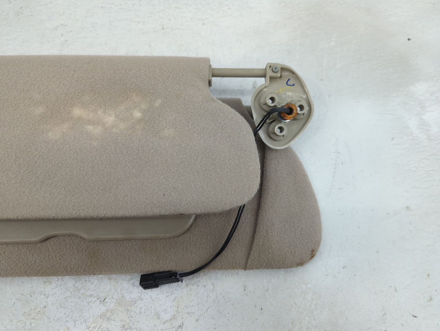 2000-2005 Cadillac Deville Sun Visor Shade Replacement Passenger Right Mirror Fits Fits 2000 2001 2002 2003 2004 2005 OEM Us
