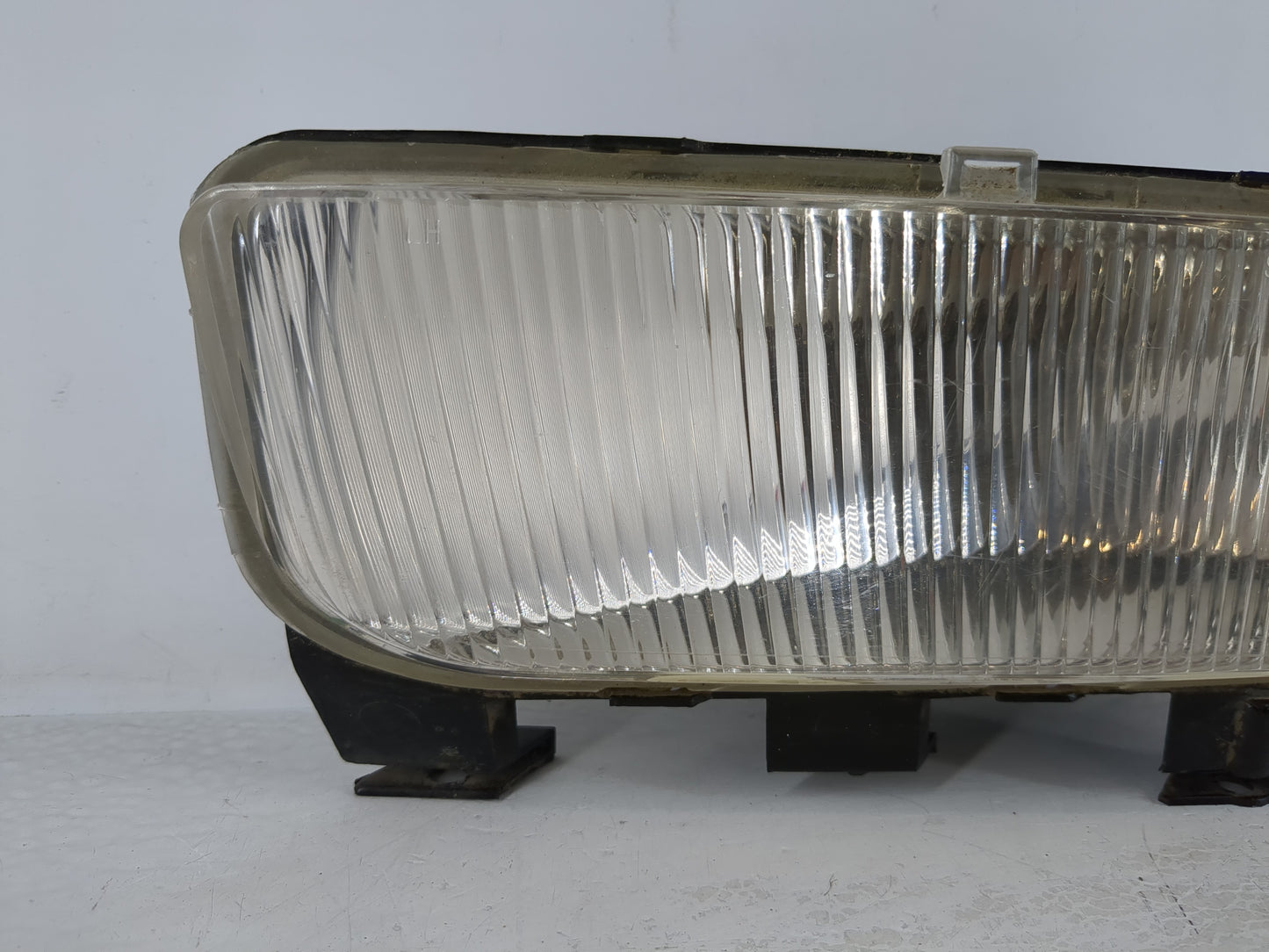 2000-2005 Cadillac Deville Driver Left Oem Front Light Lamp - Oemusedautoparts1.com